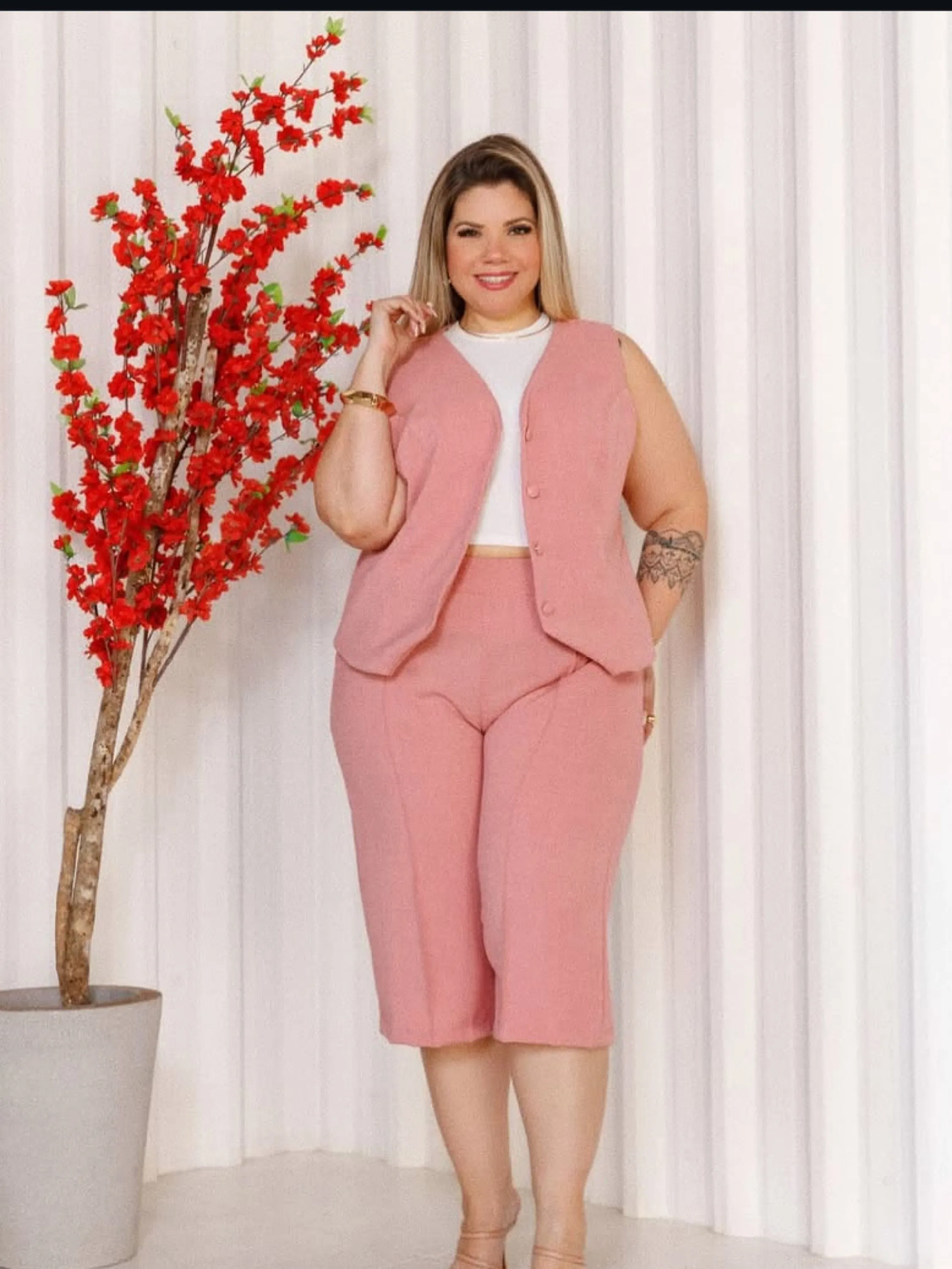 Conjunto Vera plus size tecido alfaiataria