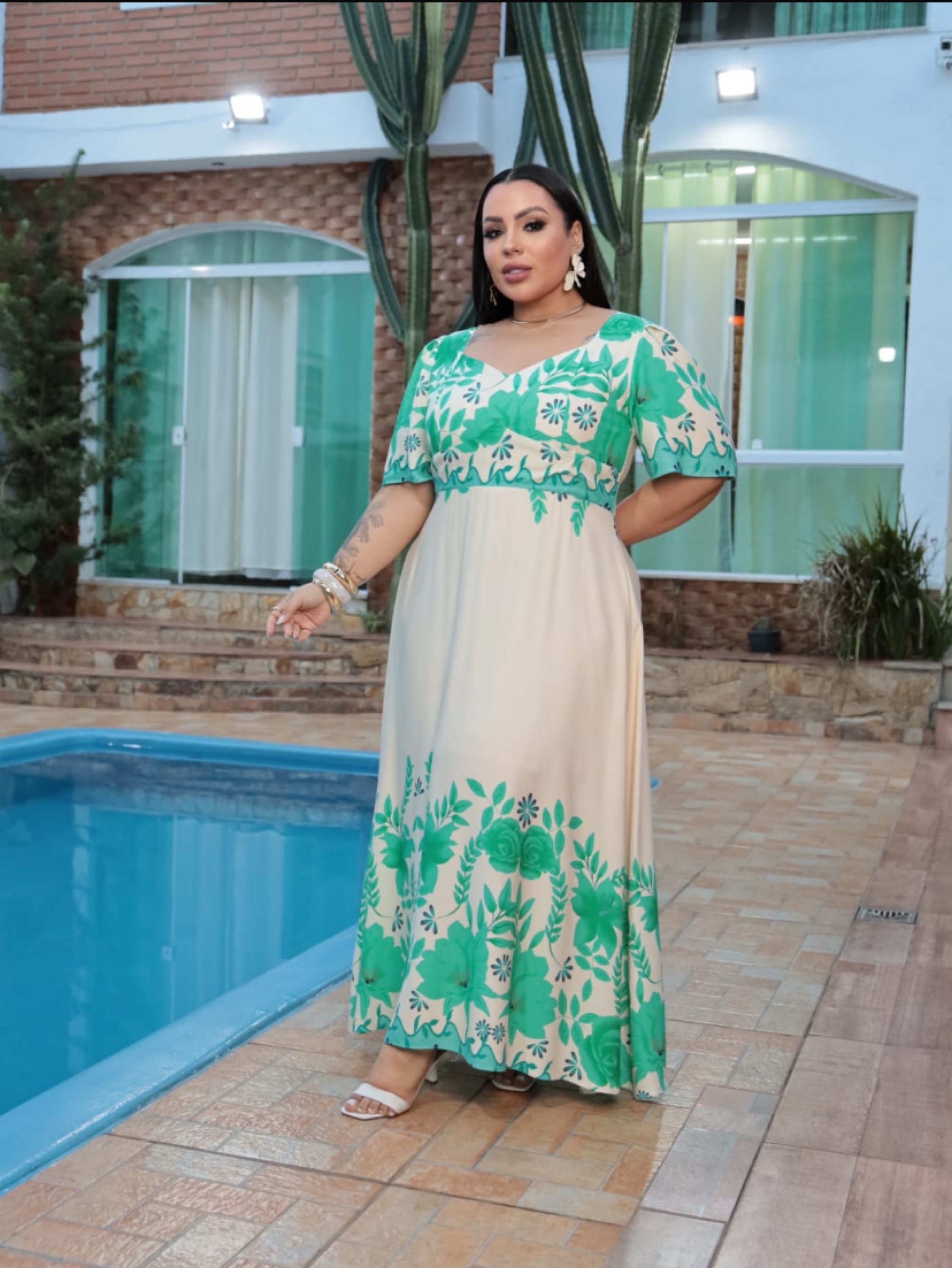 Vestido longo Plus size