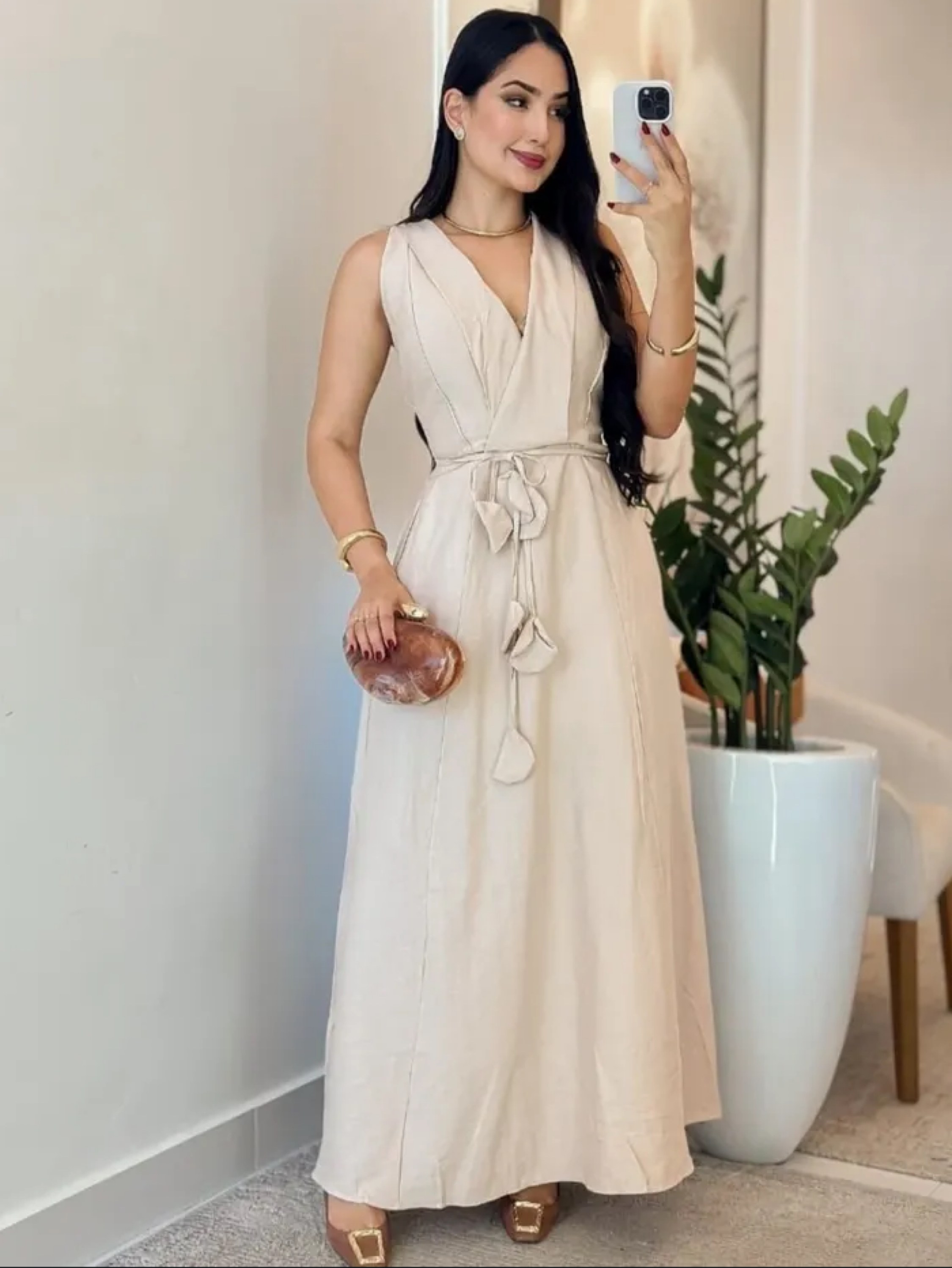 Vestido longo regata com gola