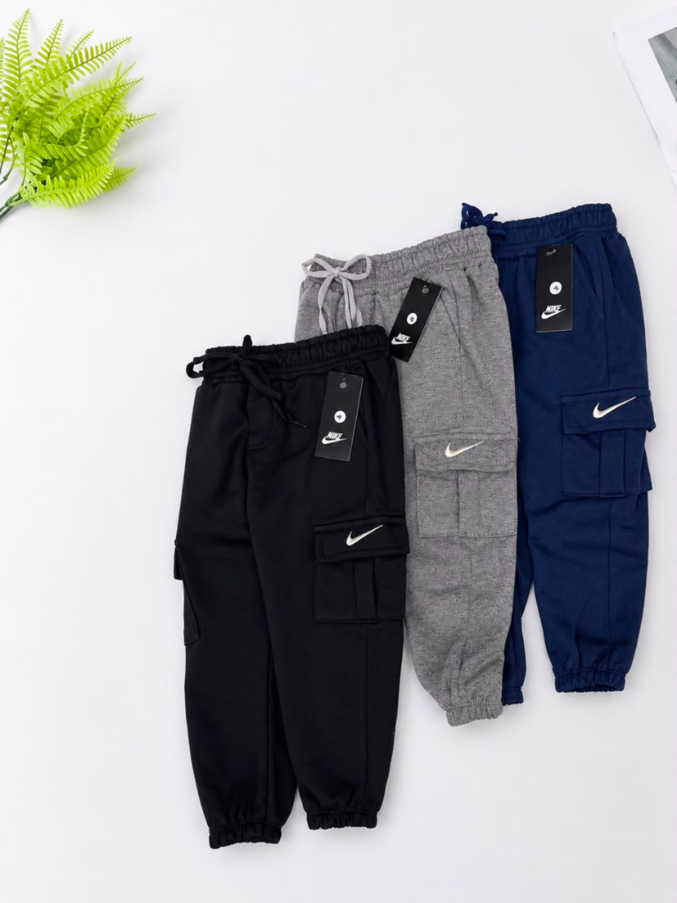 Calça de moletom cargo Nike infantil /juvenil