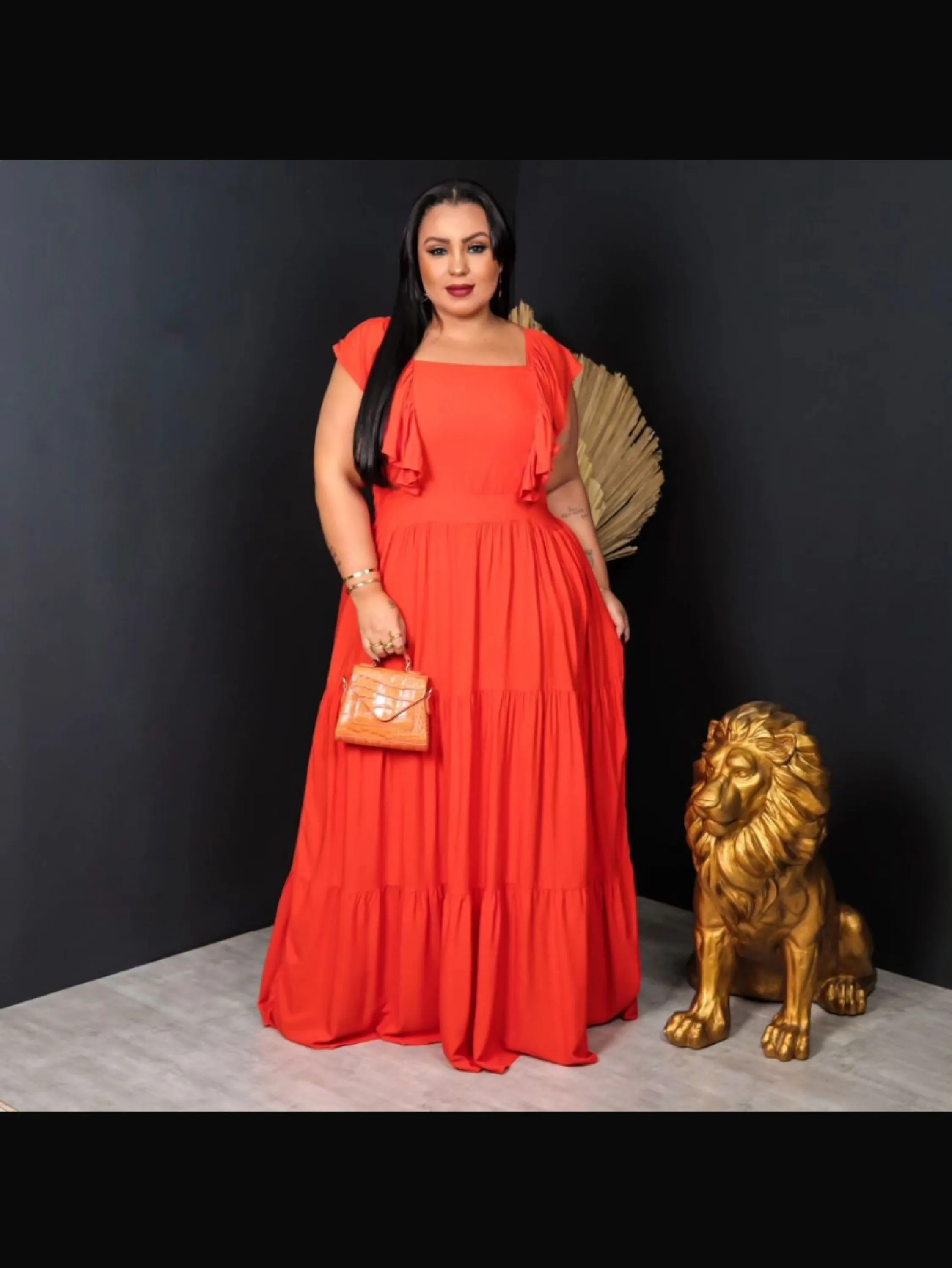 Vestido longo regata com babado Plus size