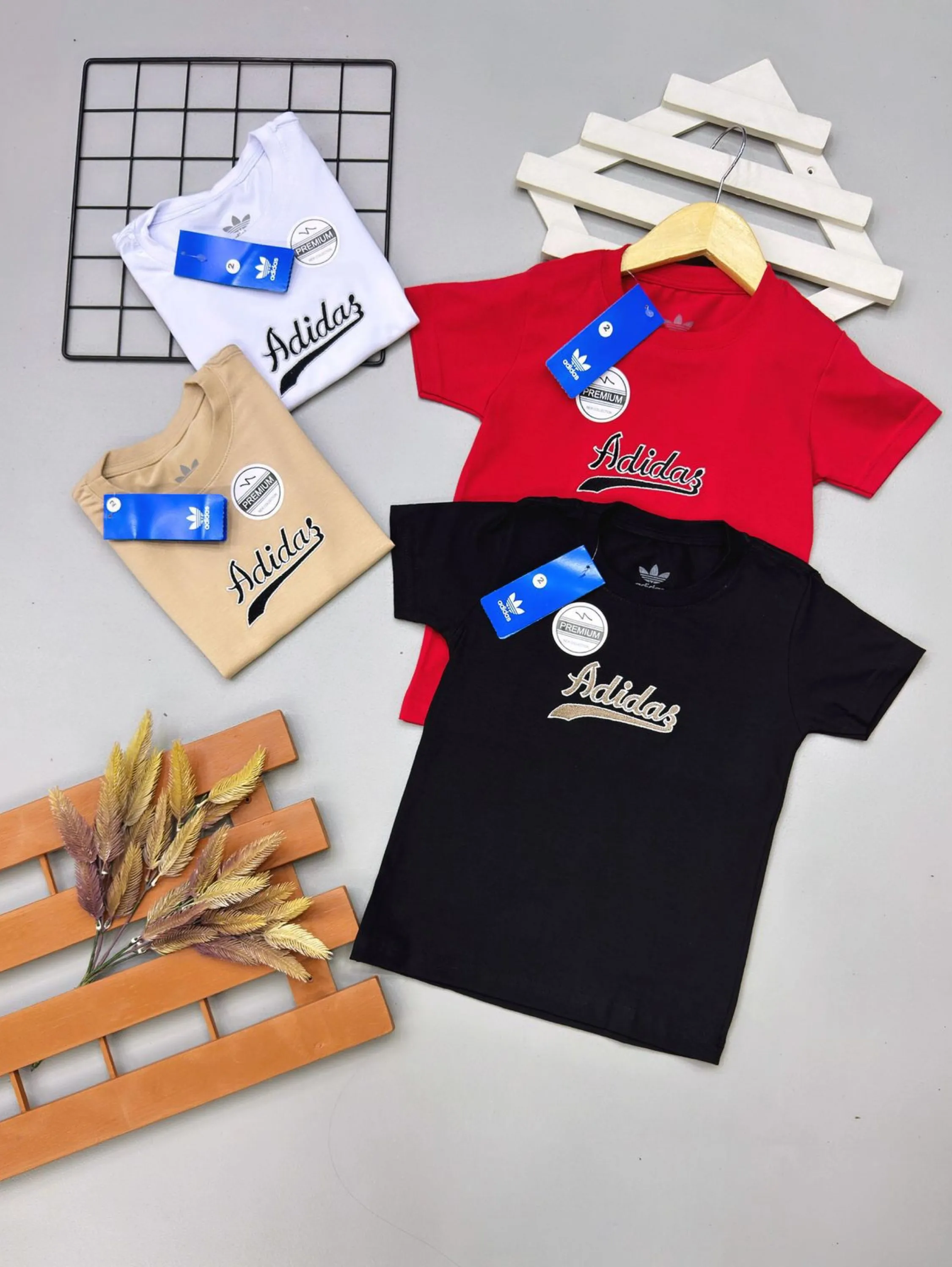 Camiseta Adidas infantil /juvenil tecido elastano