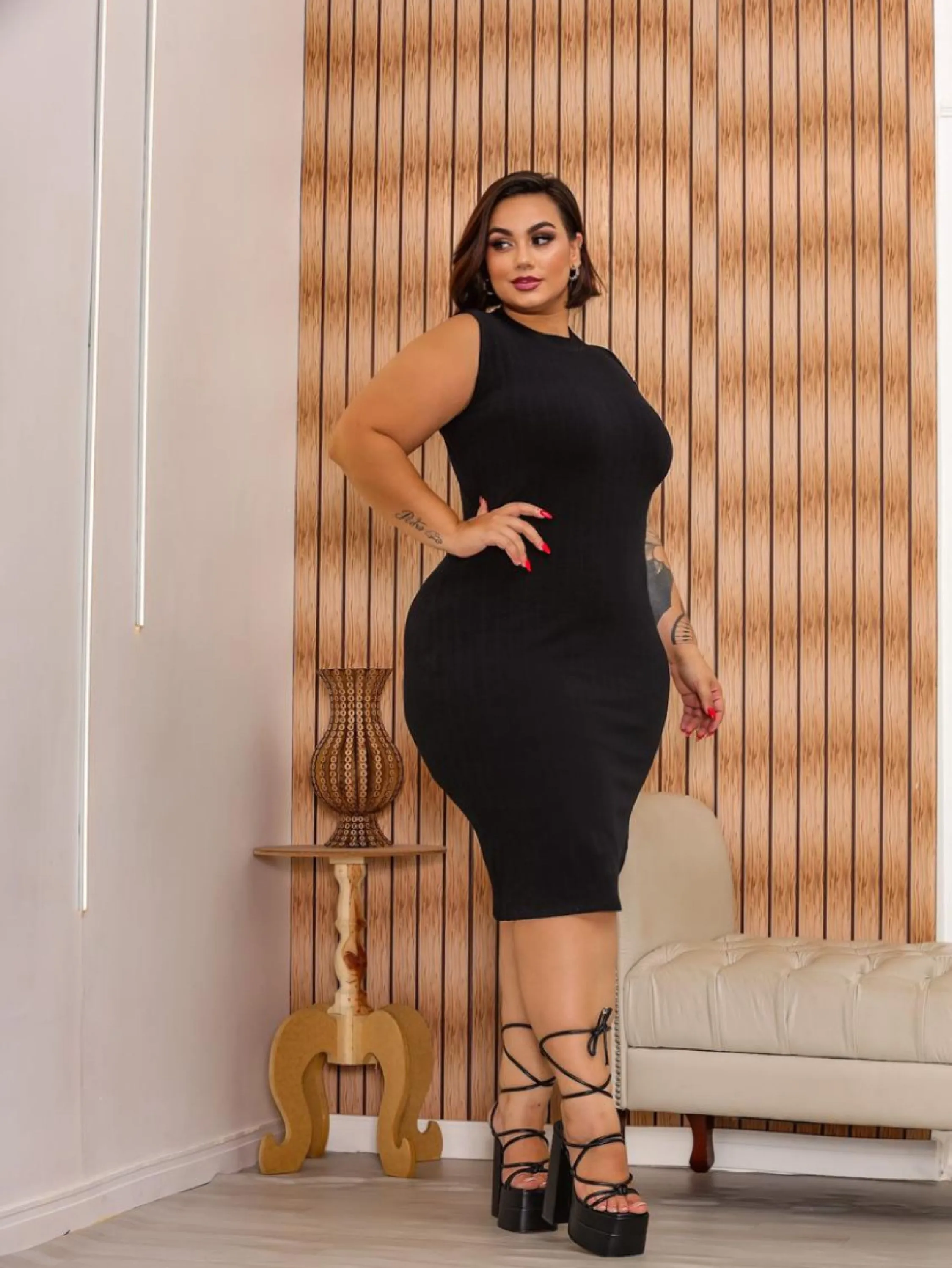 Vestido cavado Plus size tecido canelado /algodão