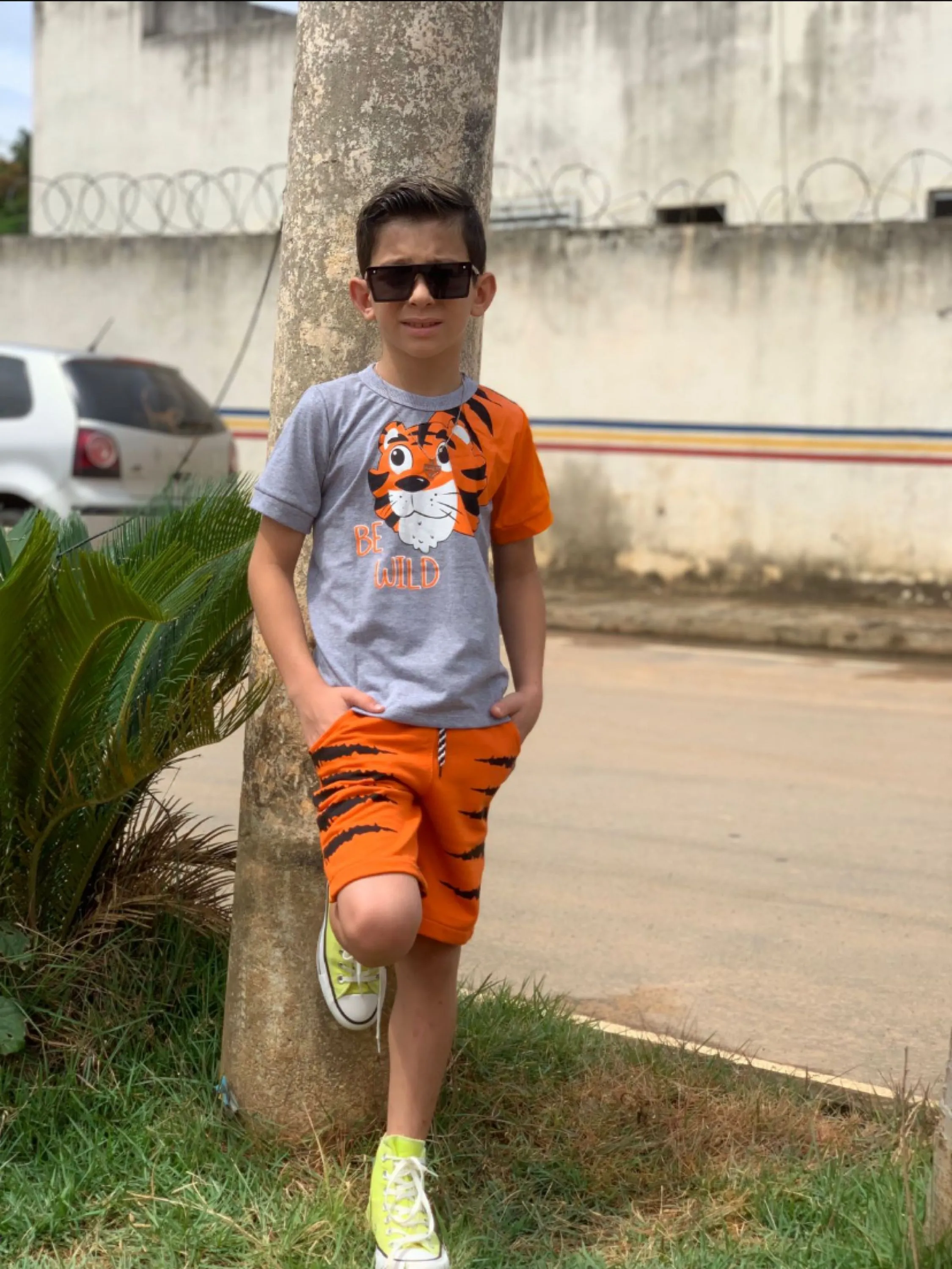 Conjunto infantil tigres bermuda e camiseta