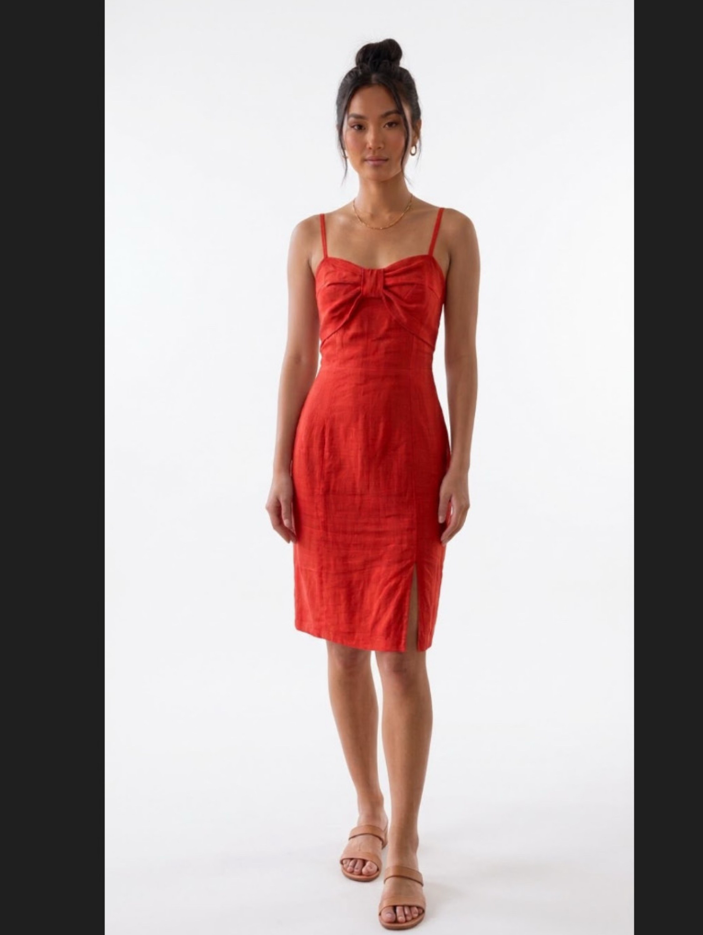 Vestido curto de alcinha