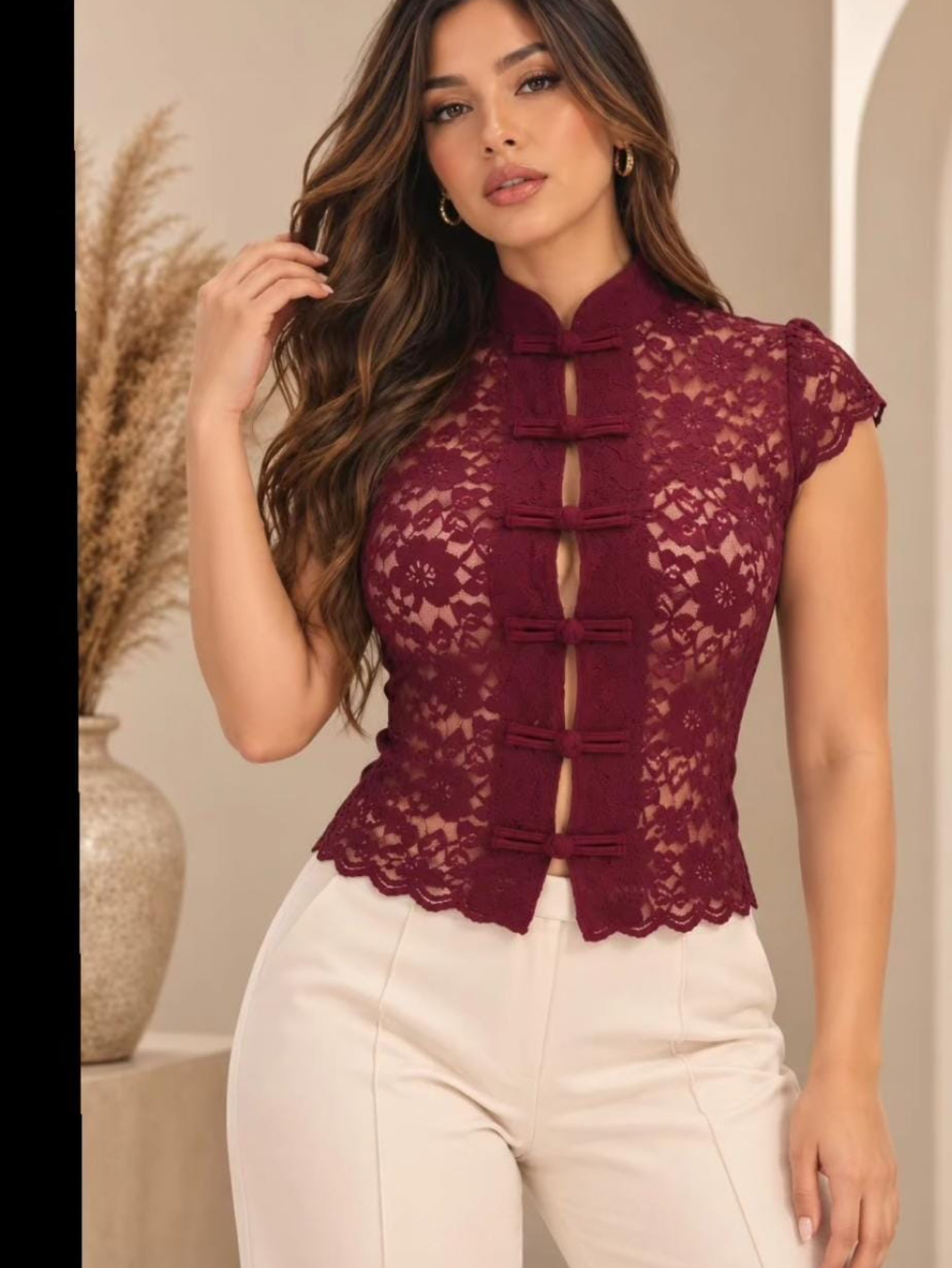 Blusa rendada estilo cheongsam
