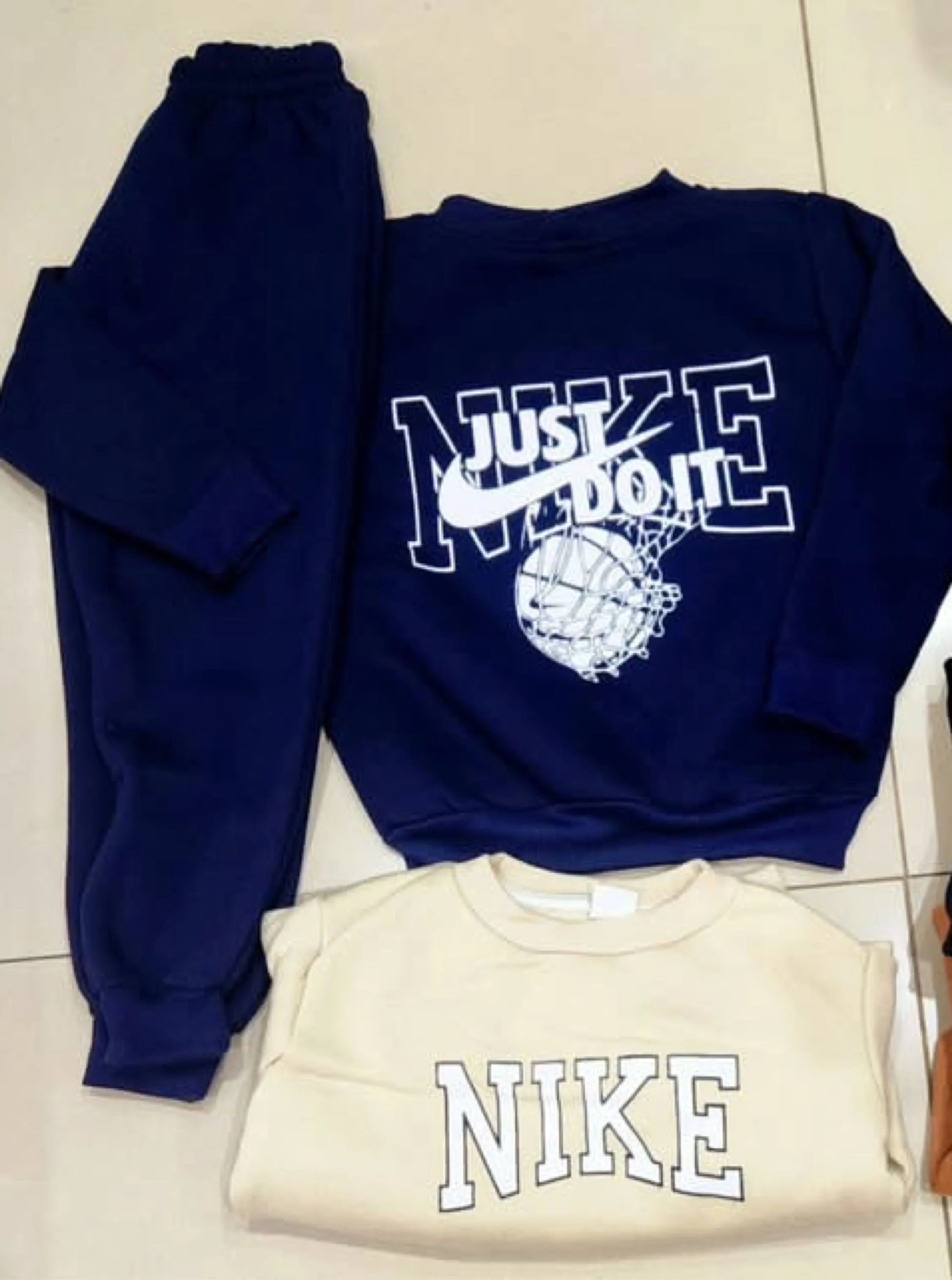 Conjunto de moletom forrada Nike infantil