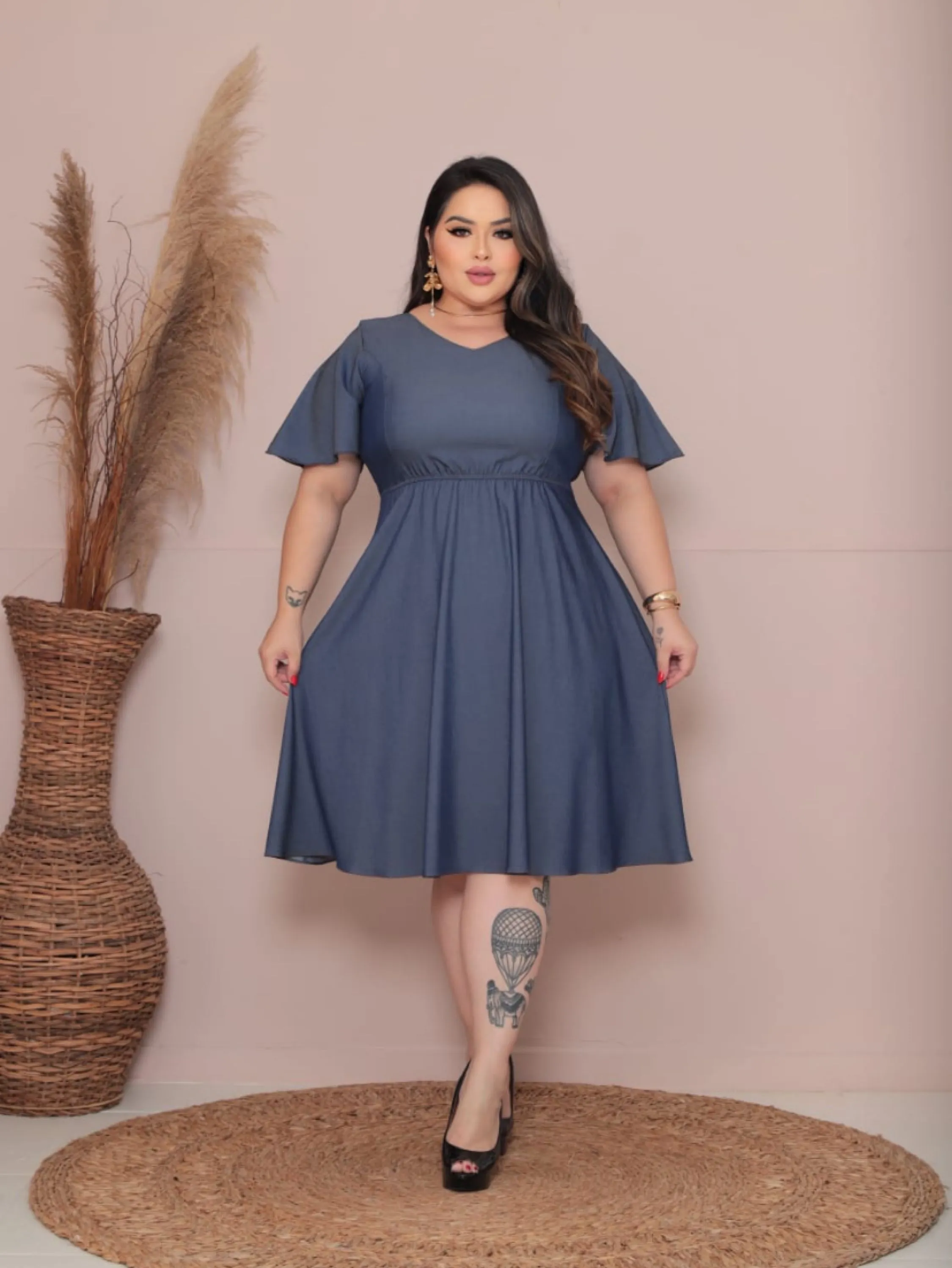 Vestido curto Rodado com elastex no cós e nas costas