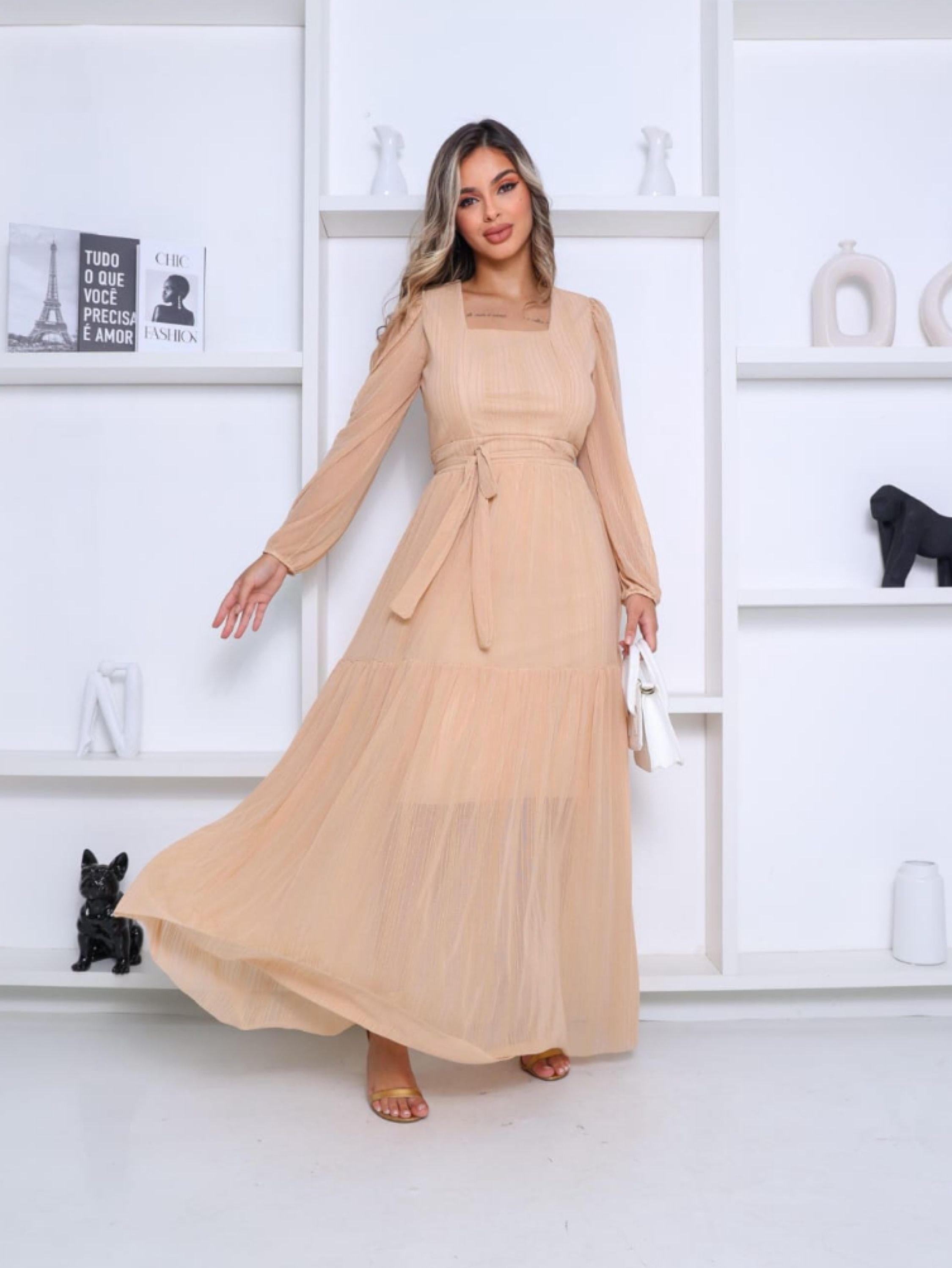 Vestido longo ,manga longa forrado tecido tule lurex