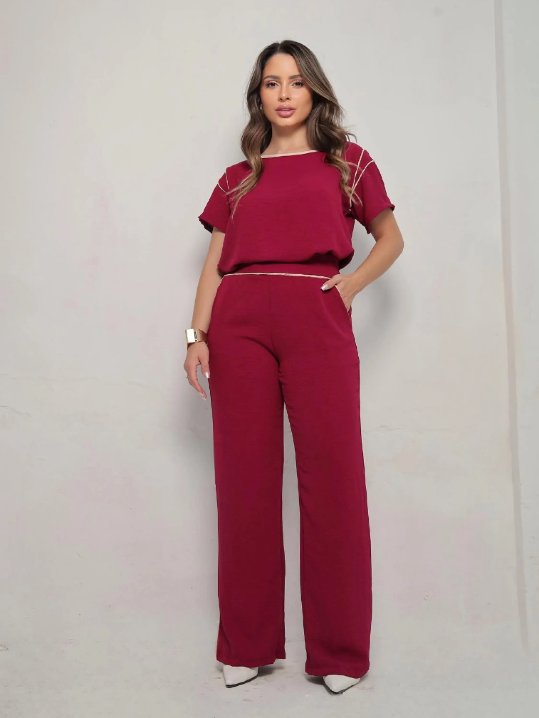 Conjunto Pantalona com bolsos e blusa manguinha