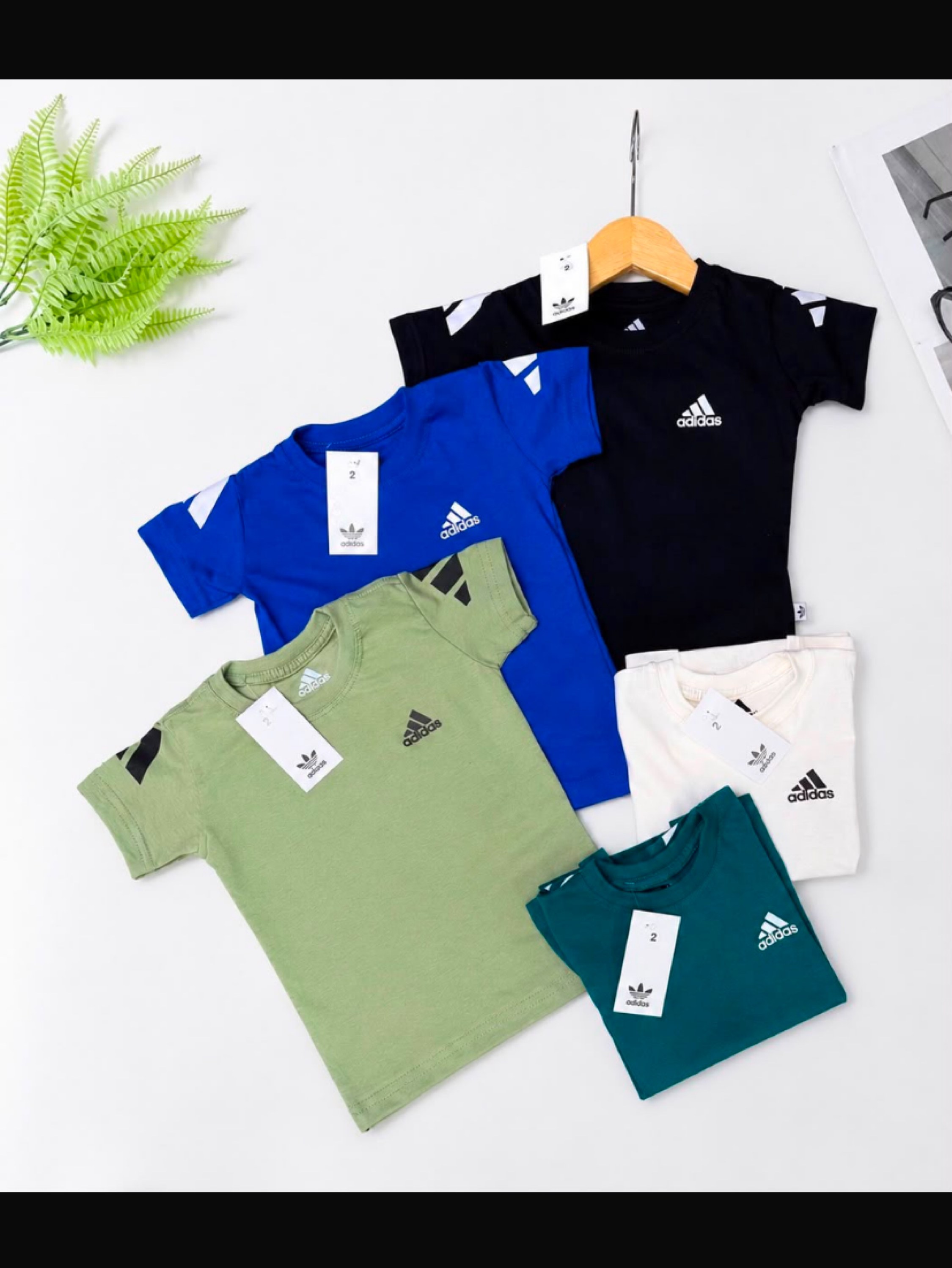 Camiseta Adidas infantil /juvenil