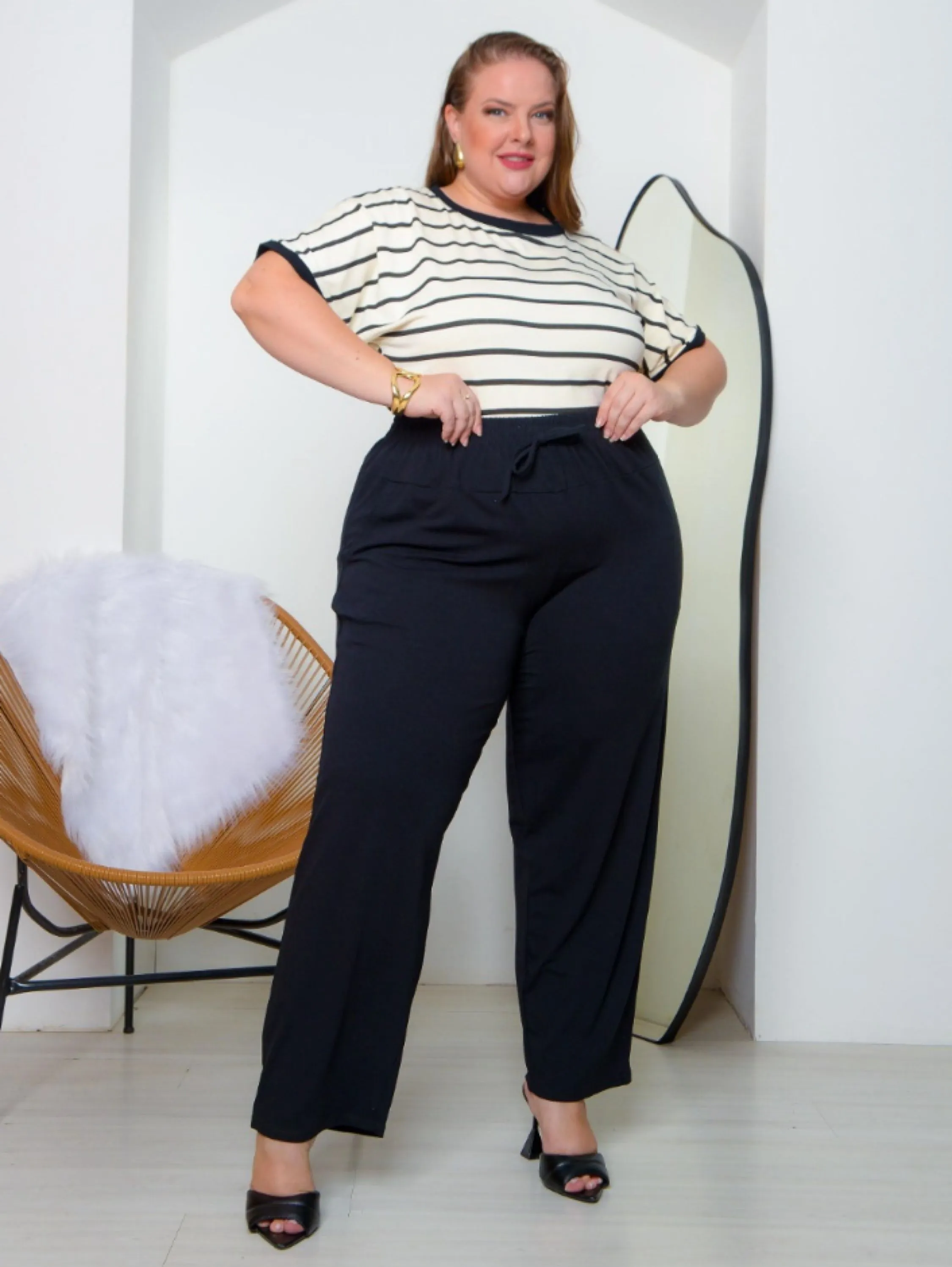 Calça Pantalona elástico na cintura Plus size