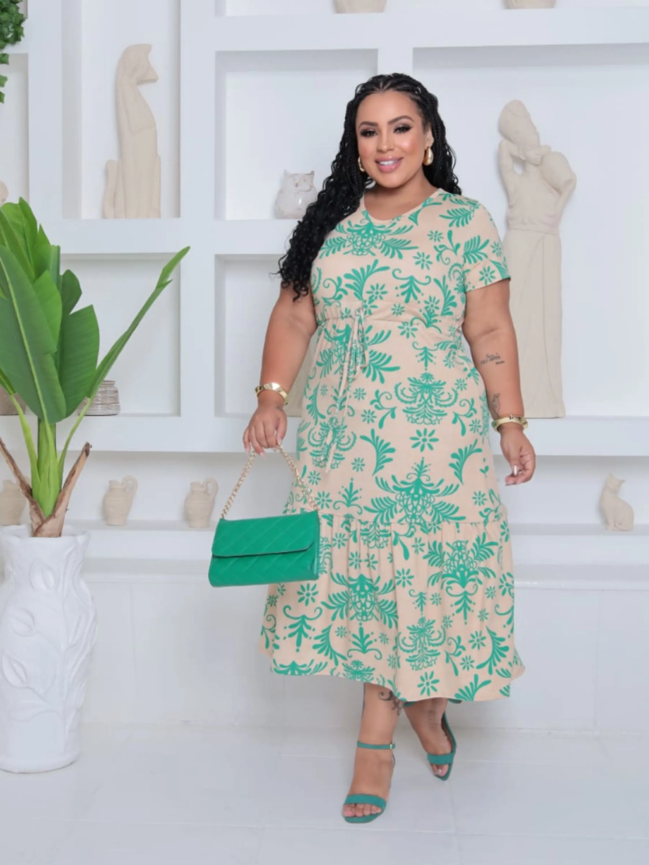 Vestido mídi estampado manguinha em viscolycra