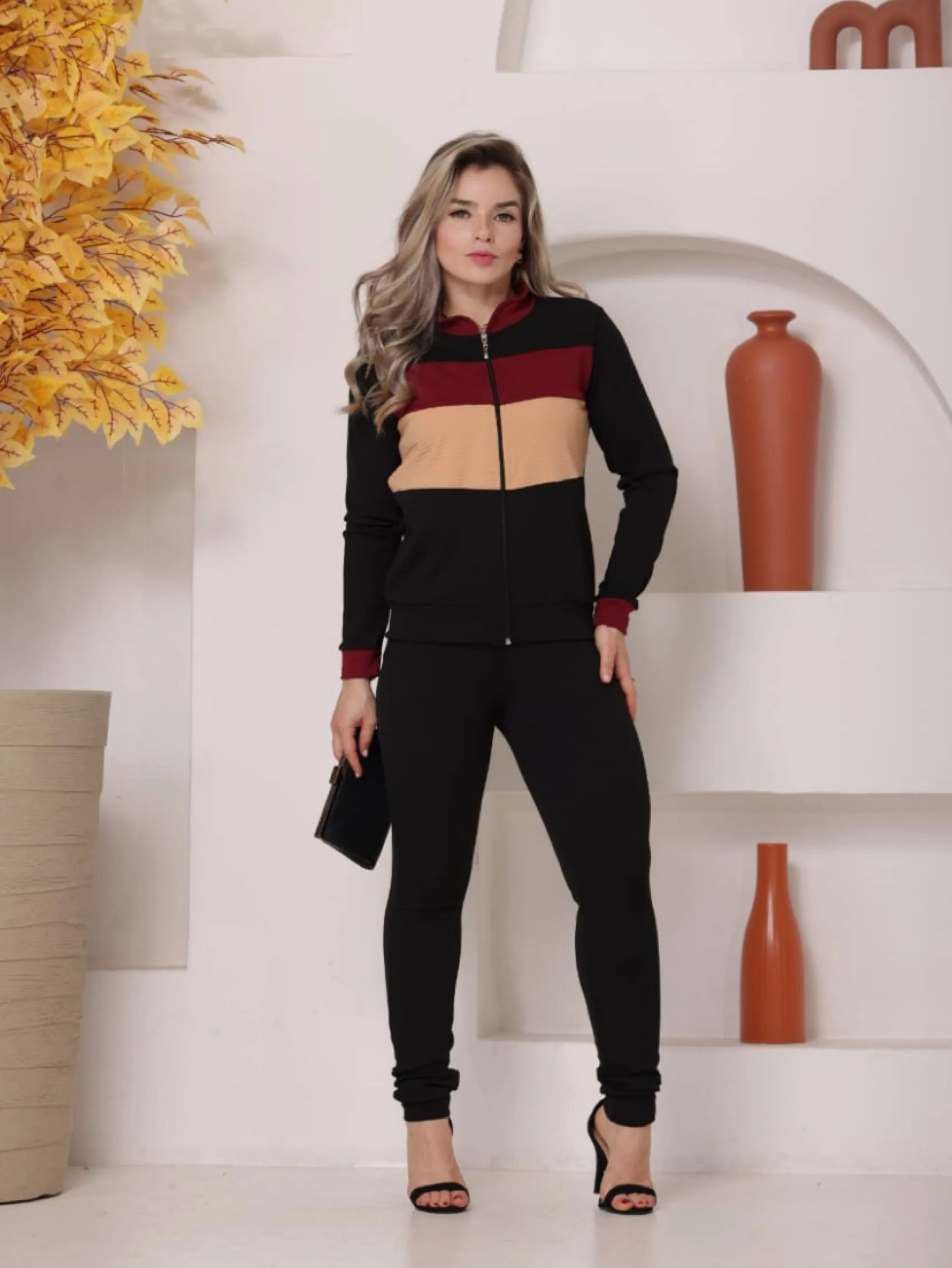 Conjunto calça e jaquetinha Plus size malha crepe