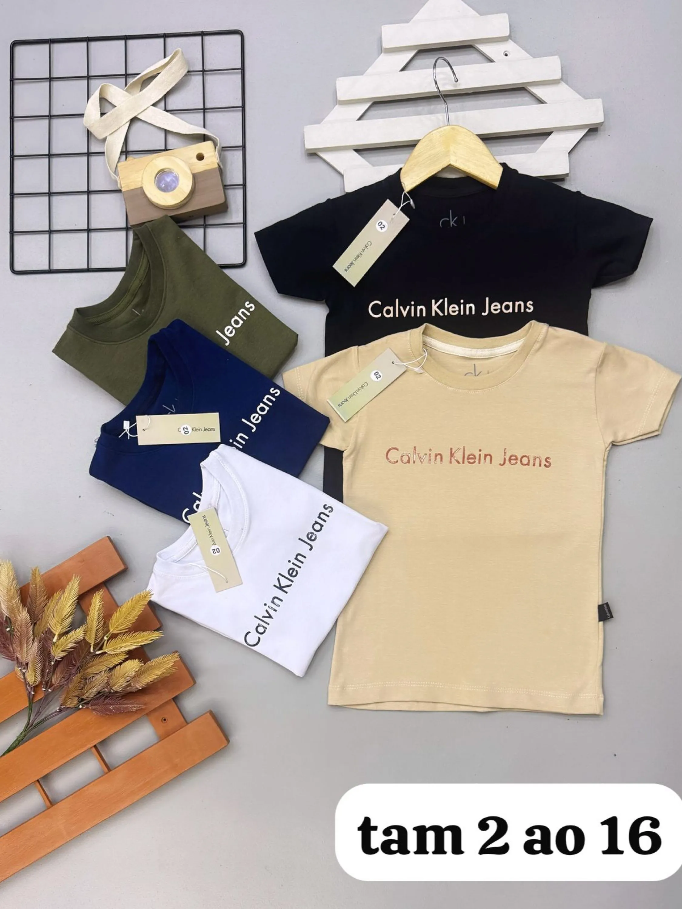 Camiseta calvin Klein infantil/juvenil malha peruana