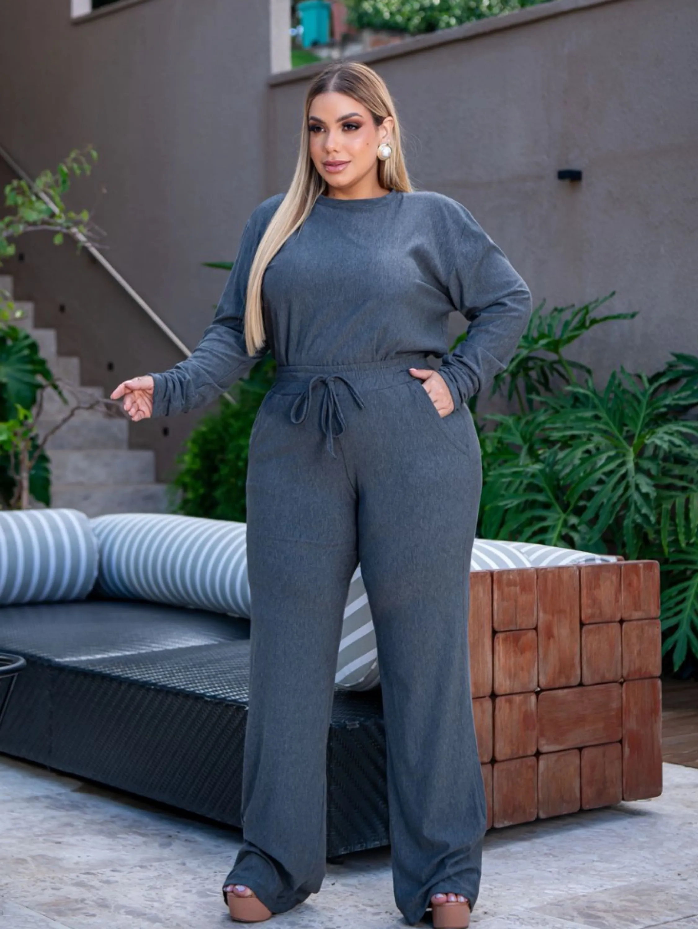 Conjunto manga longa e Pantalona Plus size