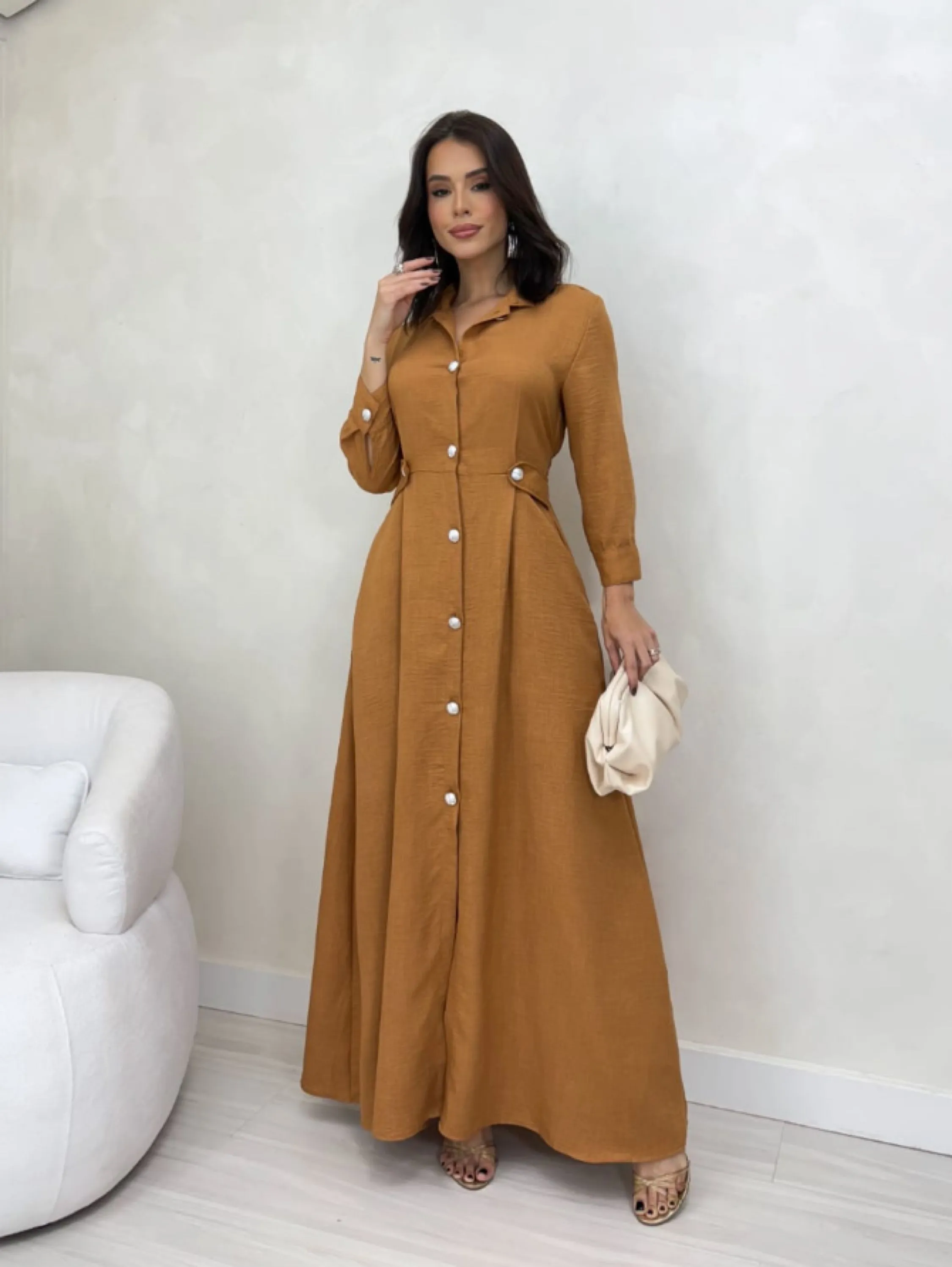 Vestido longo manga longa com bolso tecido linho