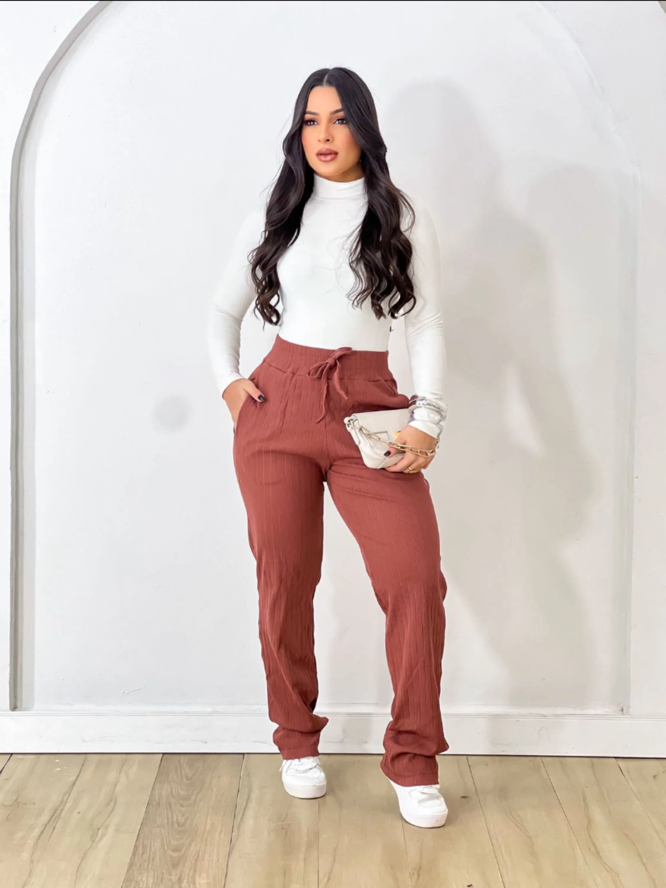 Calça pantalona PLUS SIZE tecido canelado/algodao
