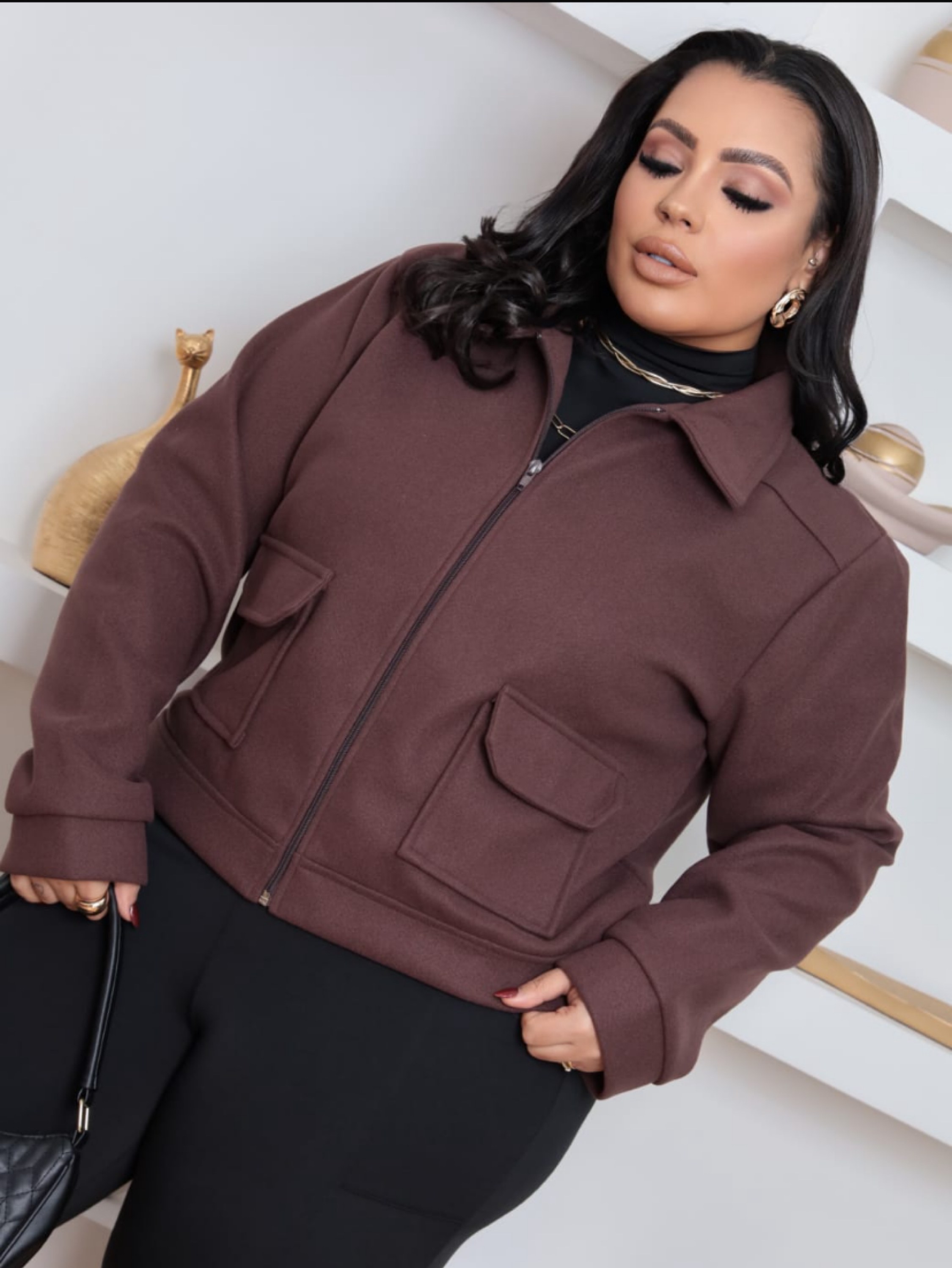 Casaco PLUS size em lã batida