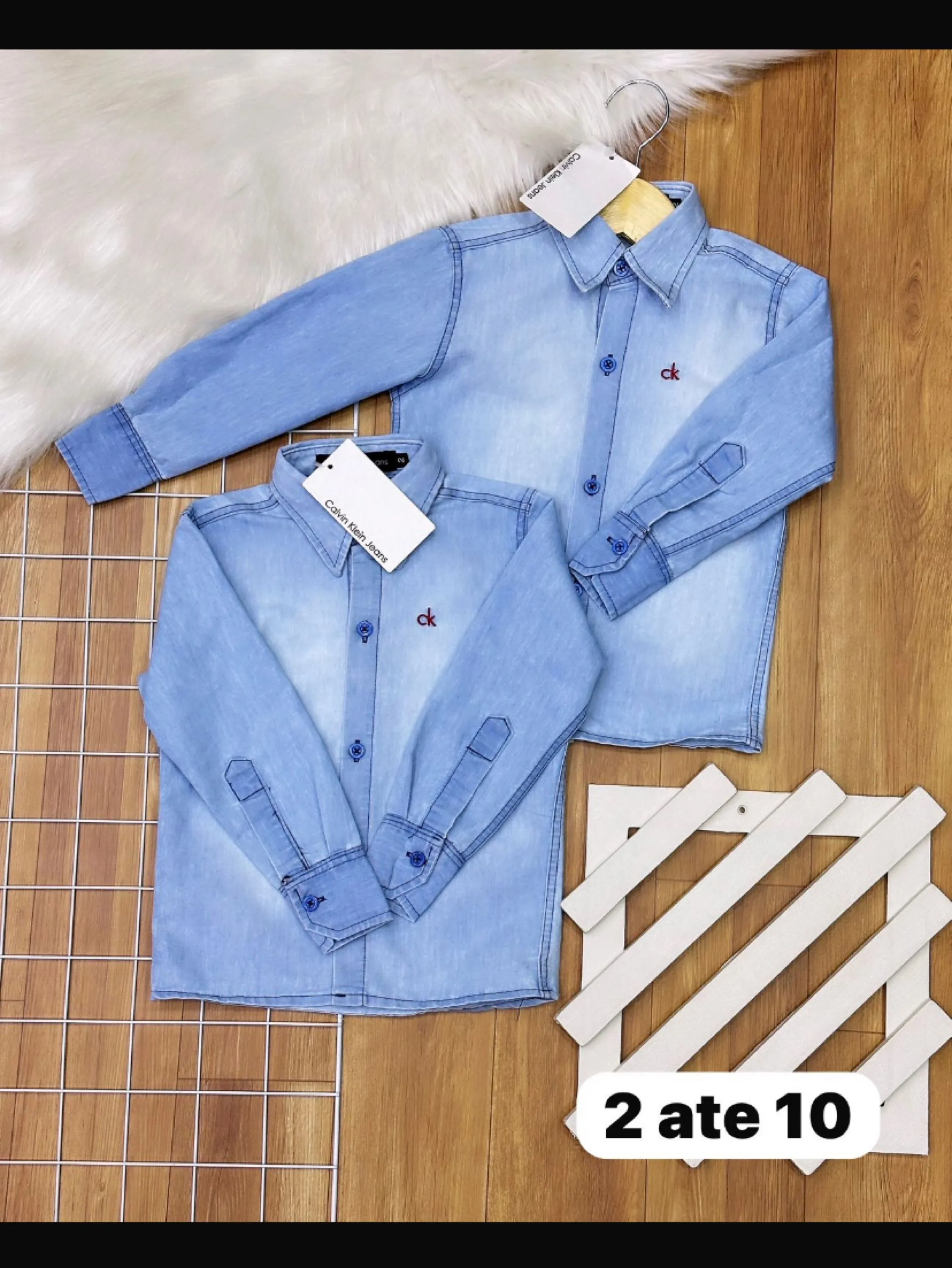 Camisa manga longa estilo jeans Calvin Klein