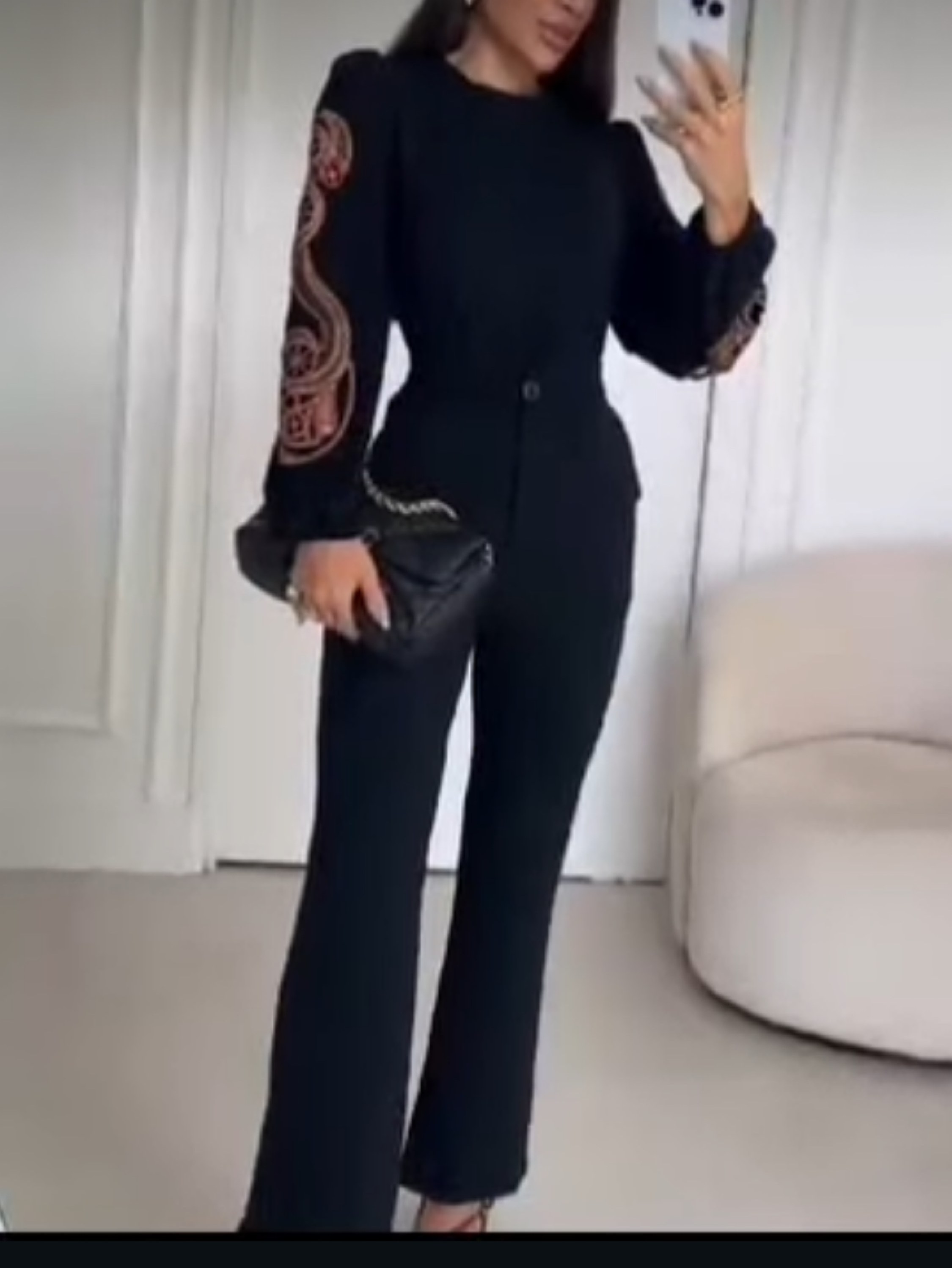 Conjunto calça flare e blusa bordada