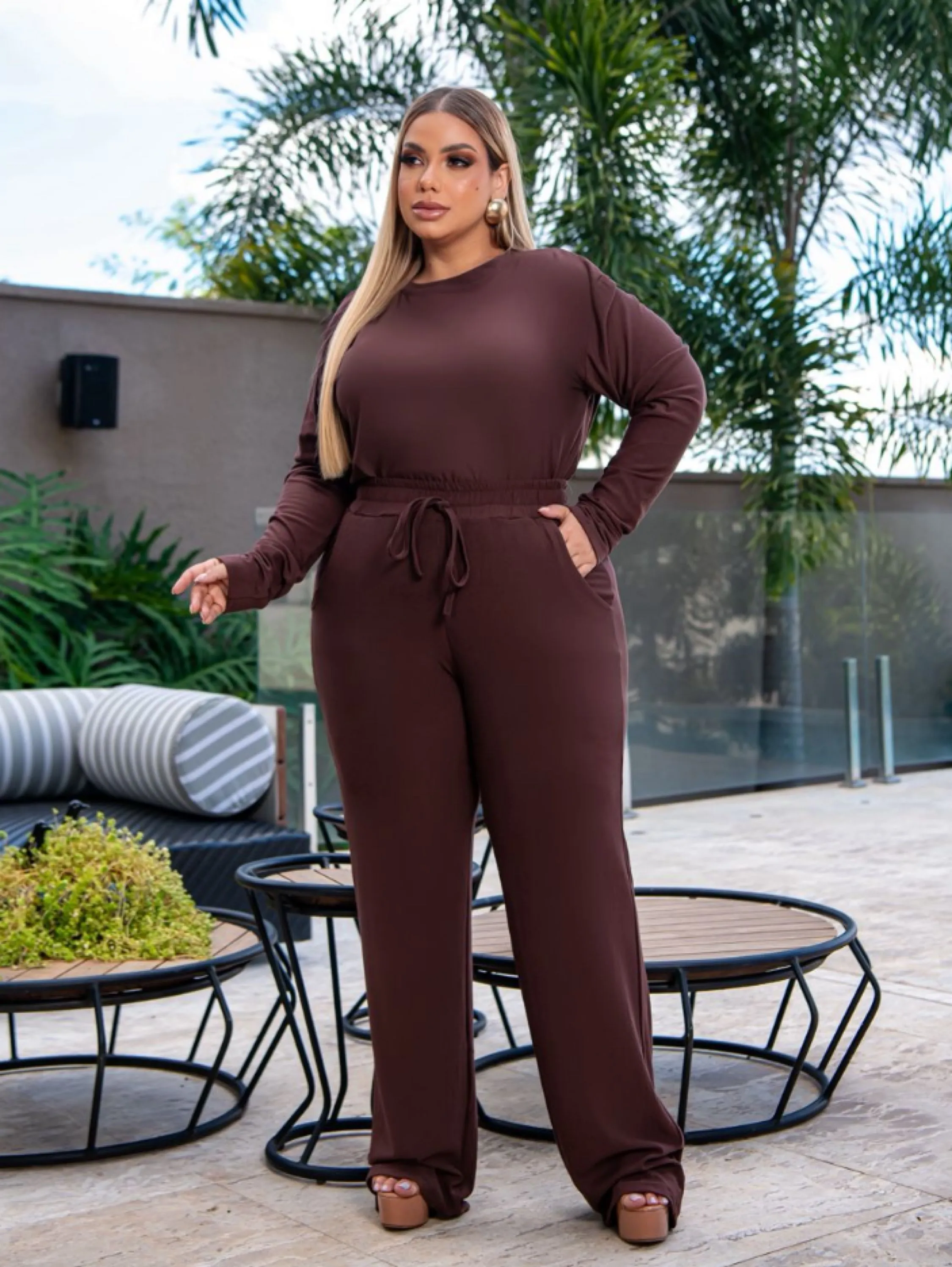 Conjunto Pantalona e manga longa Plus size