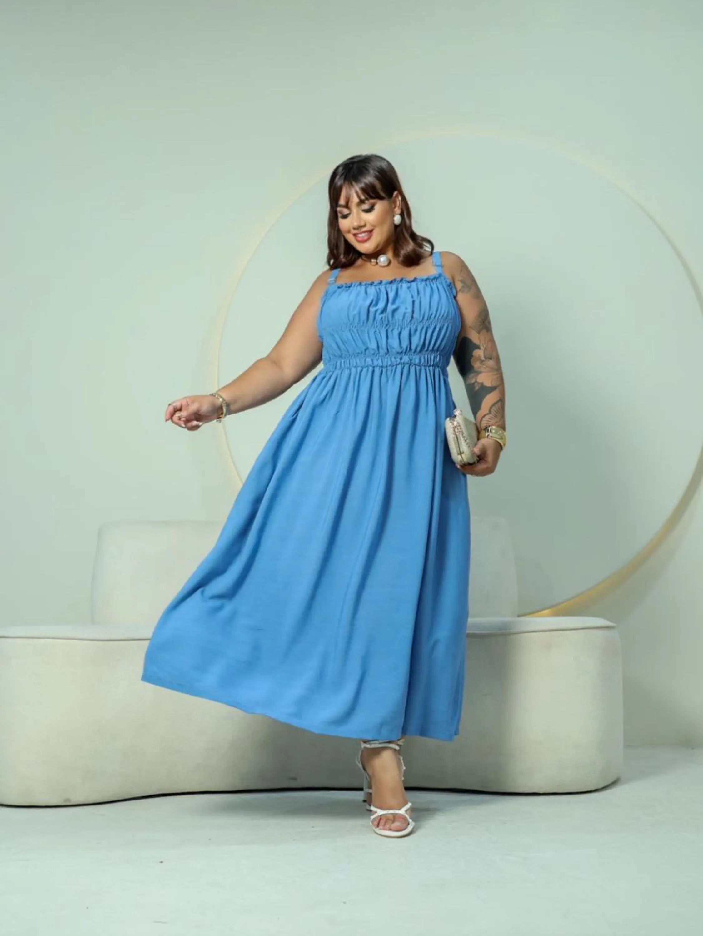 Vestido longo alcinha plus size tecido viscolinho