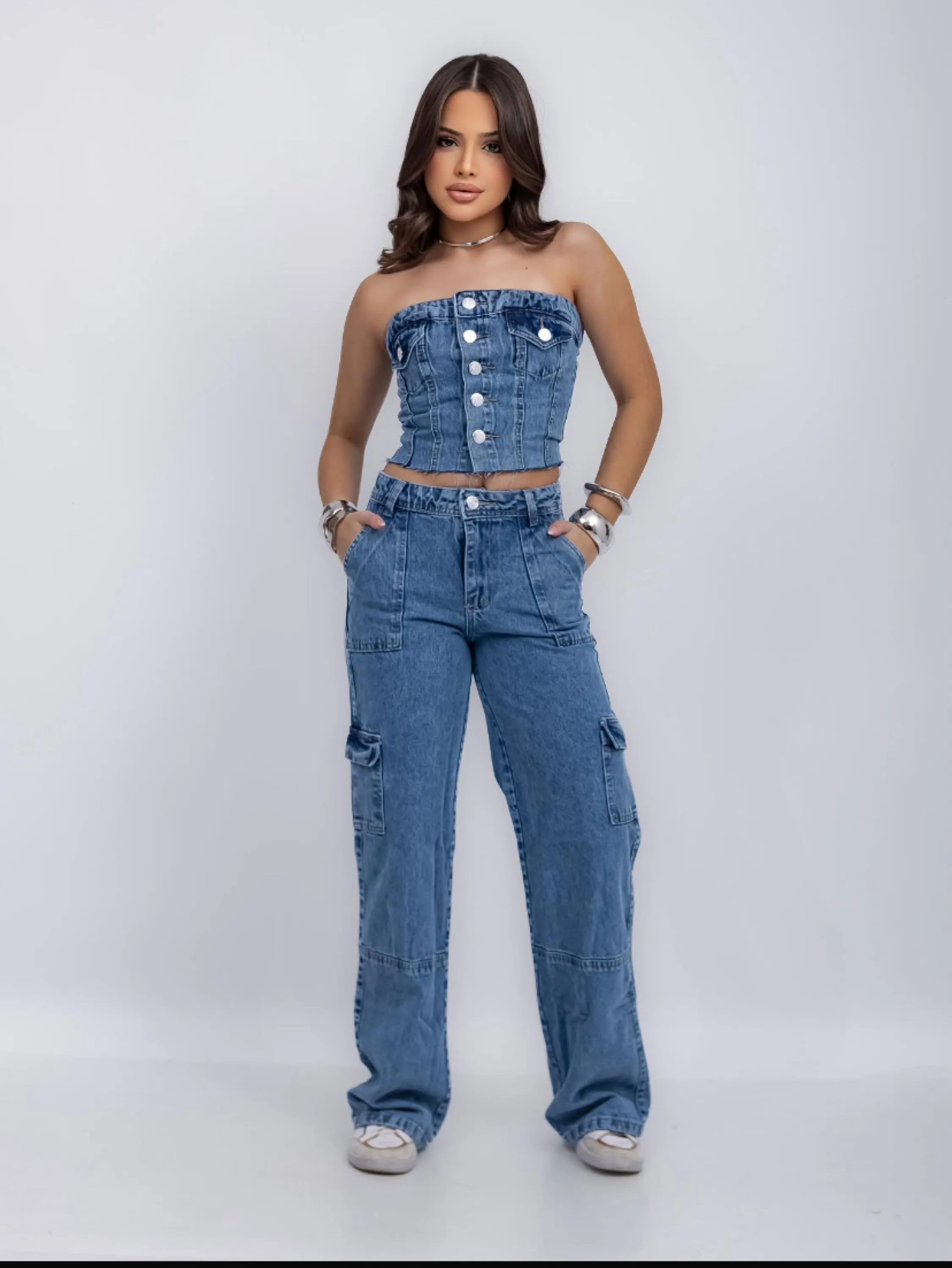 Calça jeans cargo bolsos funcionais juvenil