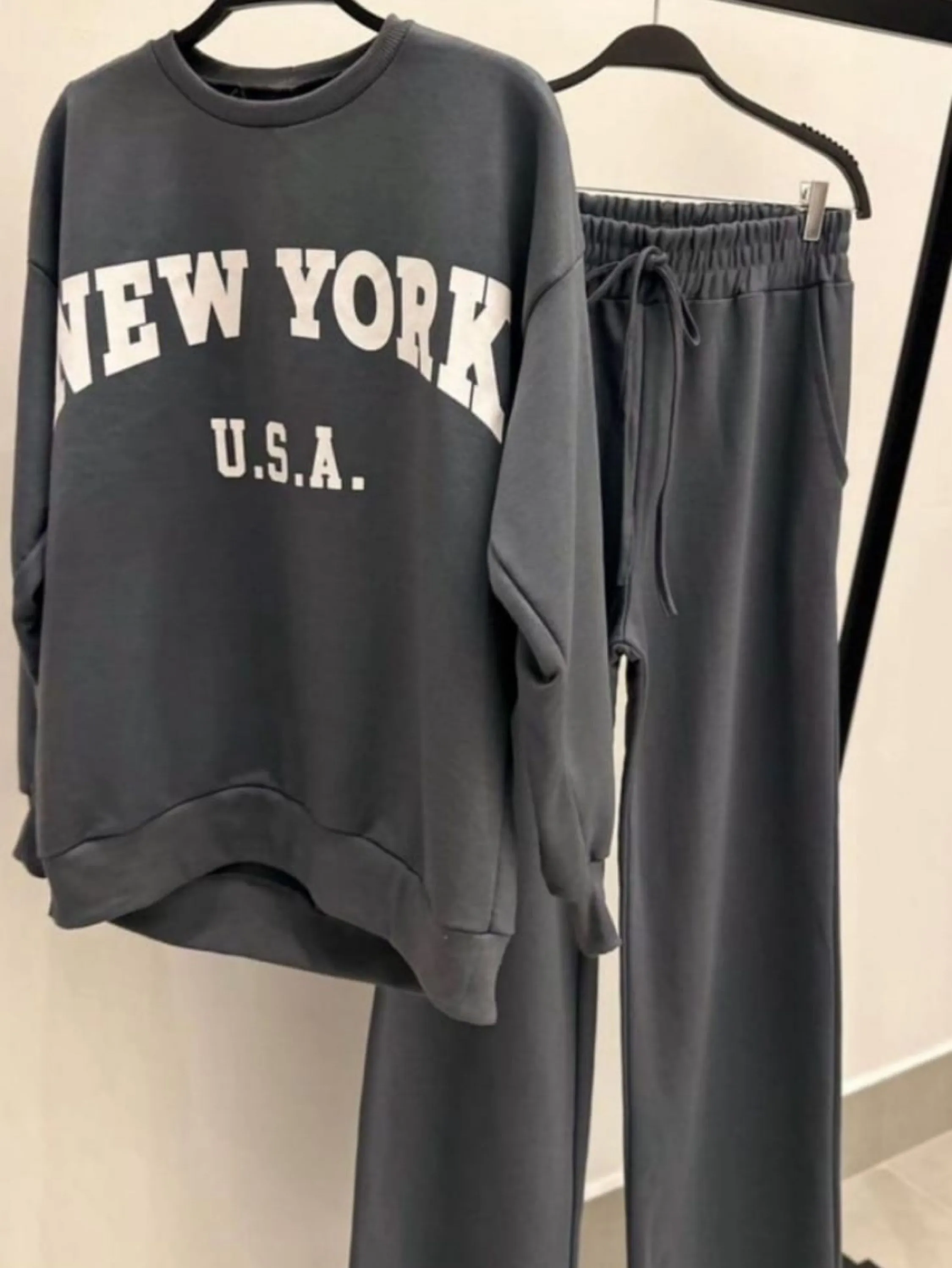 Conjunto de moletom New York tamanho único veste até 42