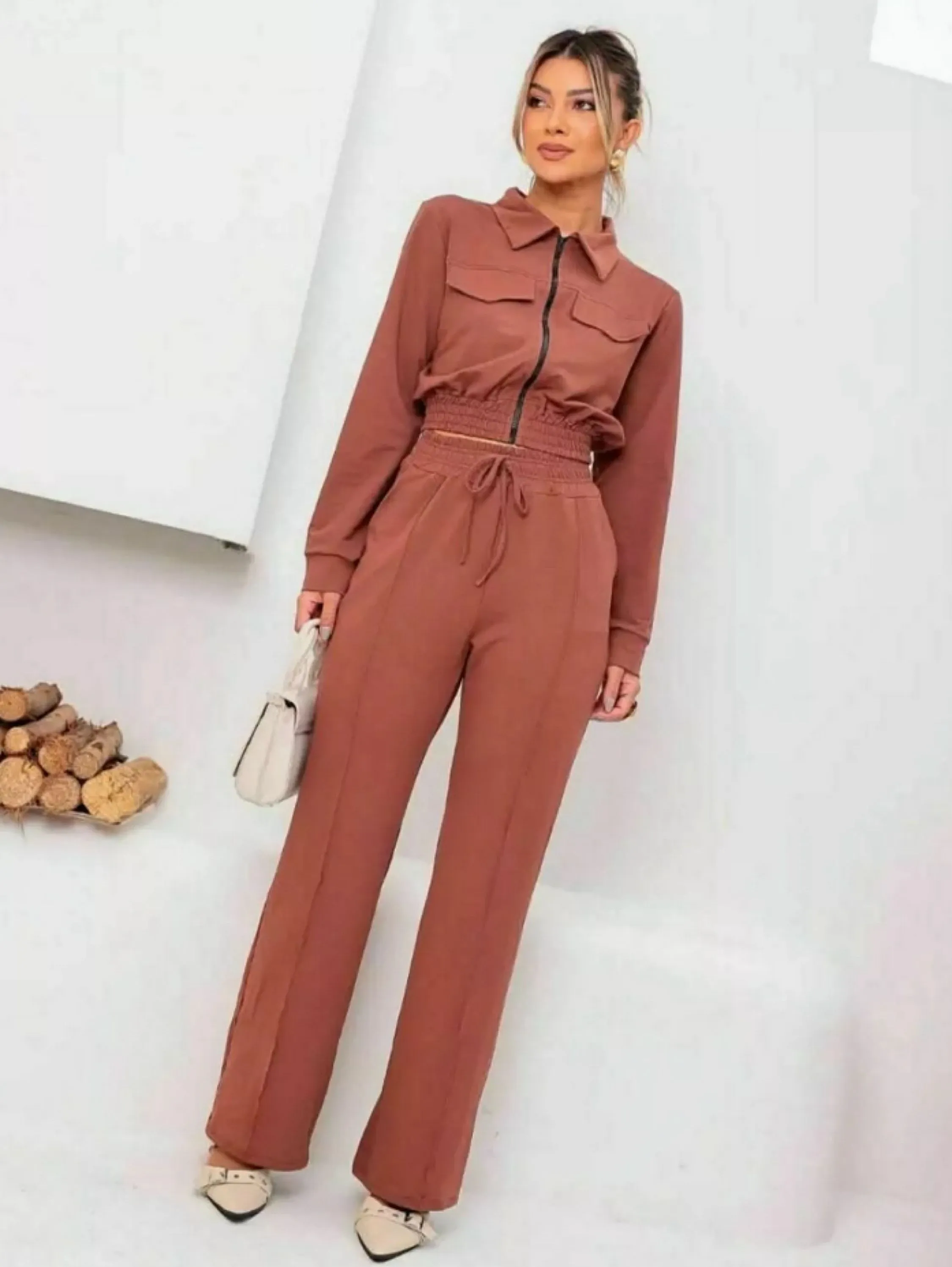 Conjunto calça e jaquetinha tecido Moletinho