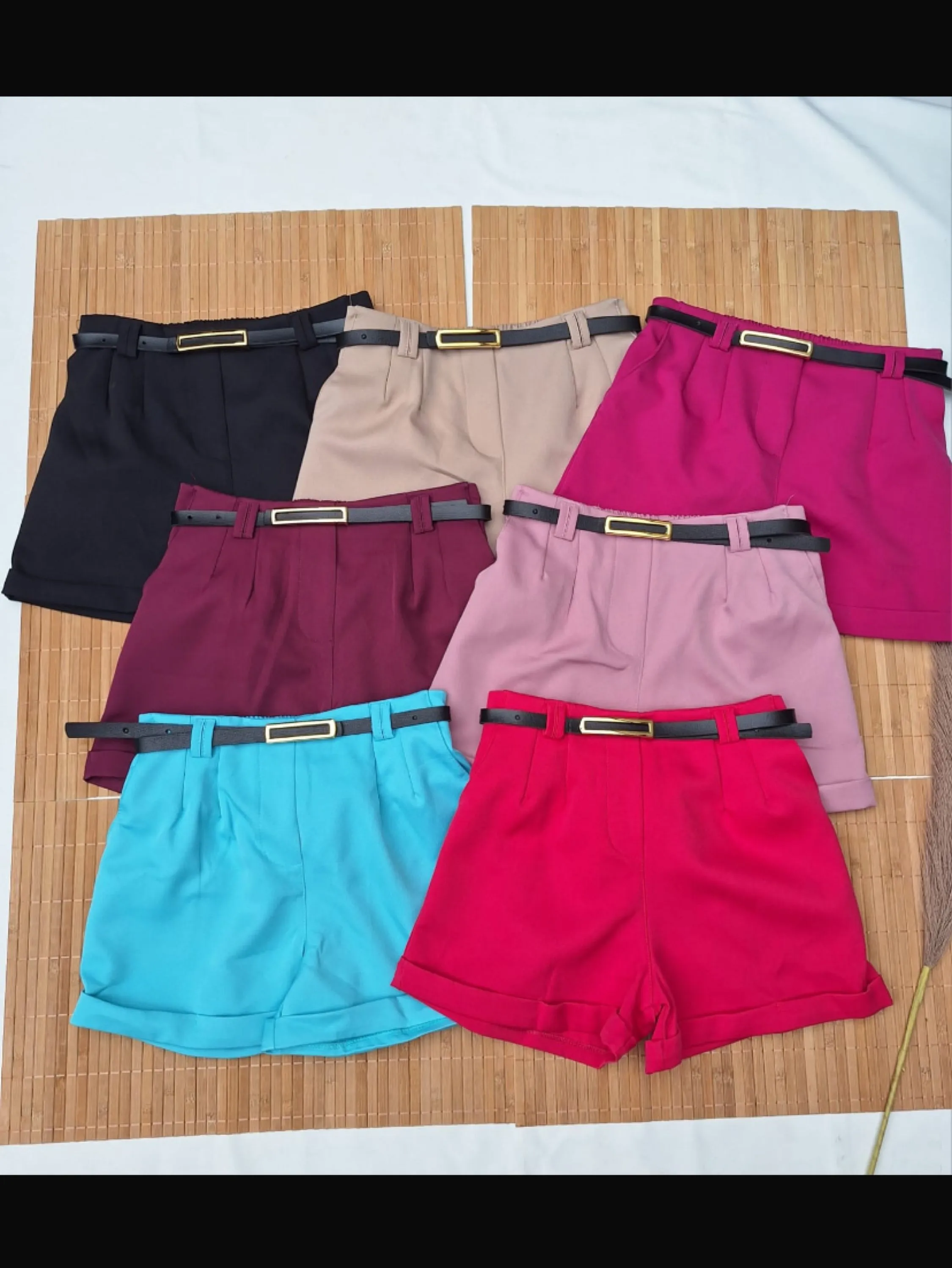 Shorts juvenil com cinto tecido alfaiataria (linda)