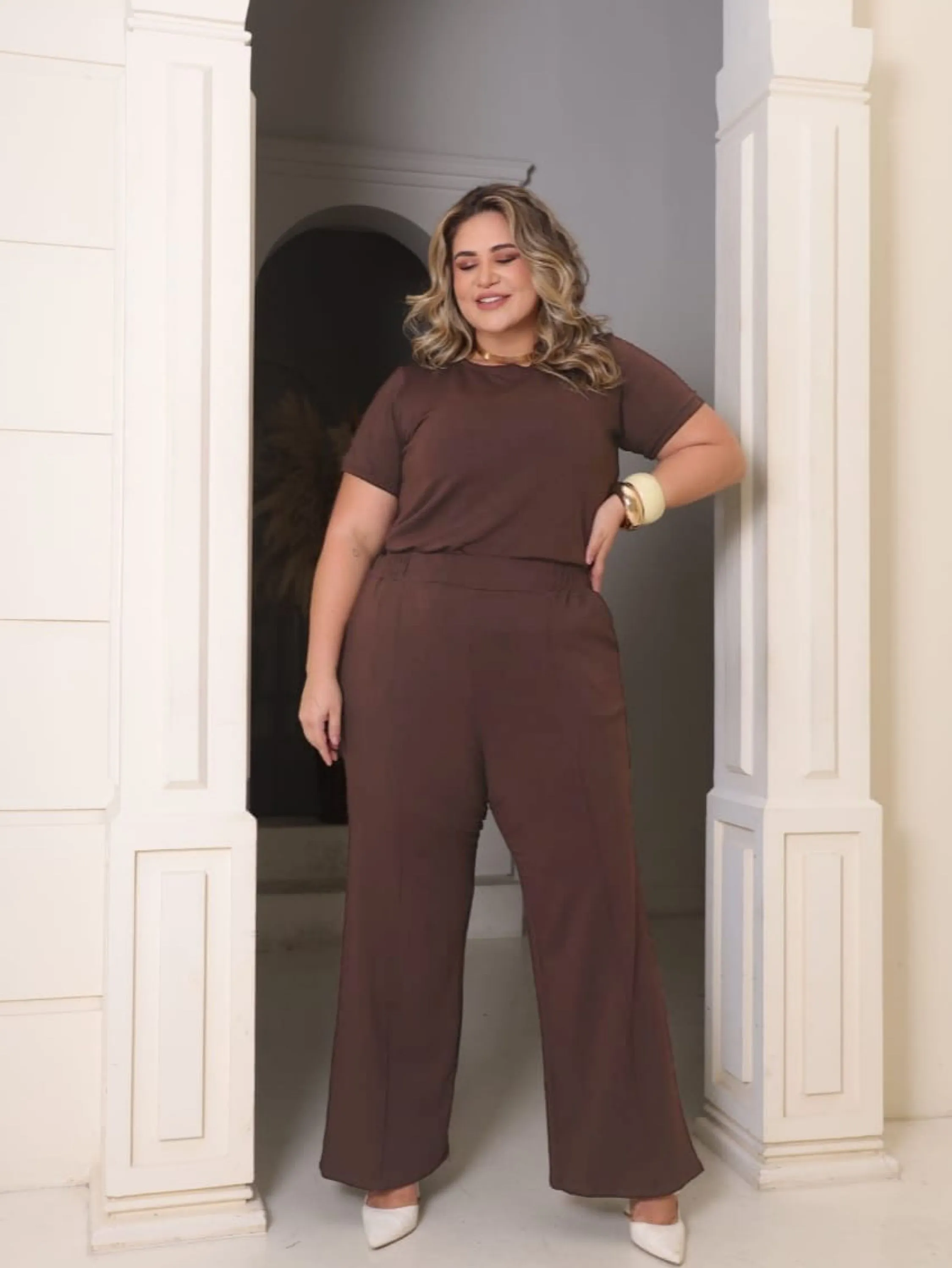 Conjunto Pantalona e blusa manga curta Plus size