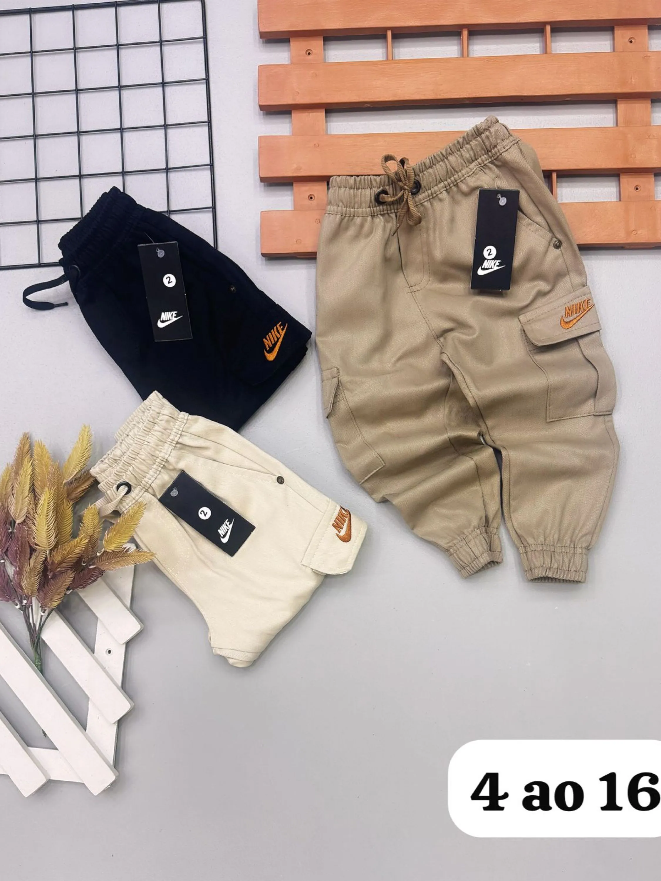 Calça Nike cargo tecido Brim infantil /juvenil l