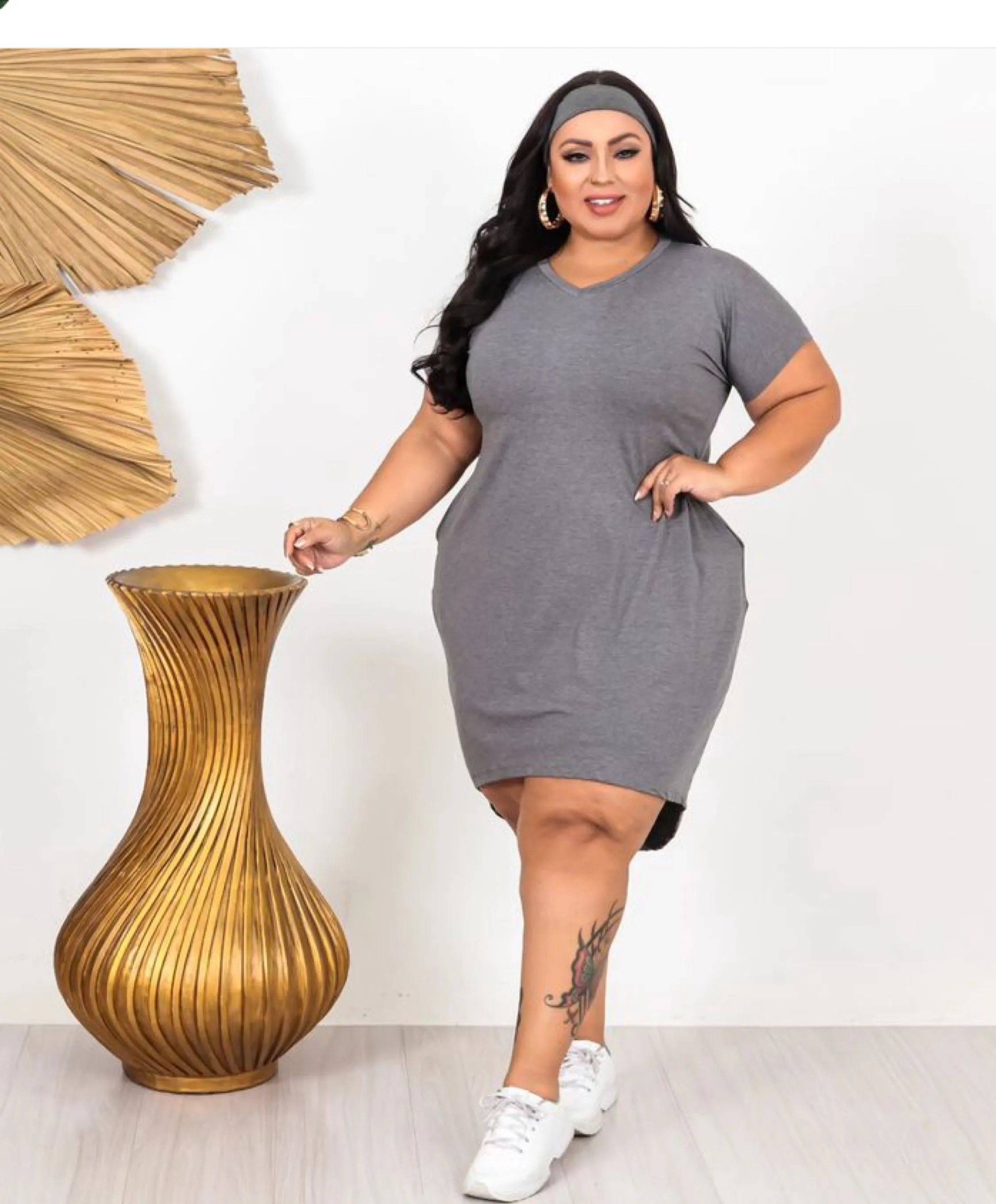 Vestido plus size manga curta com frente mais curta ,com bolsos bem soltinho e fresquinho