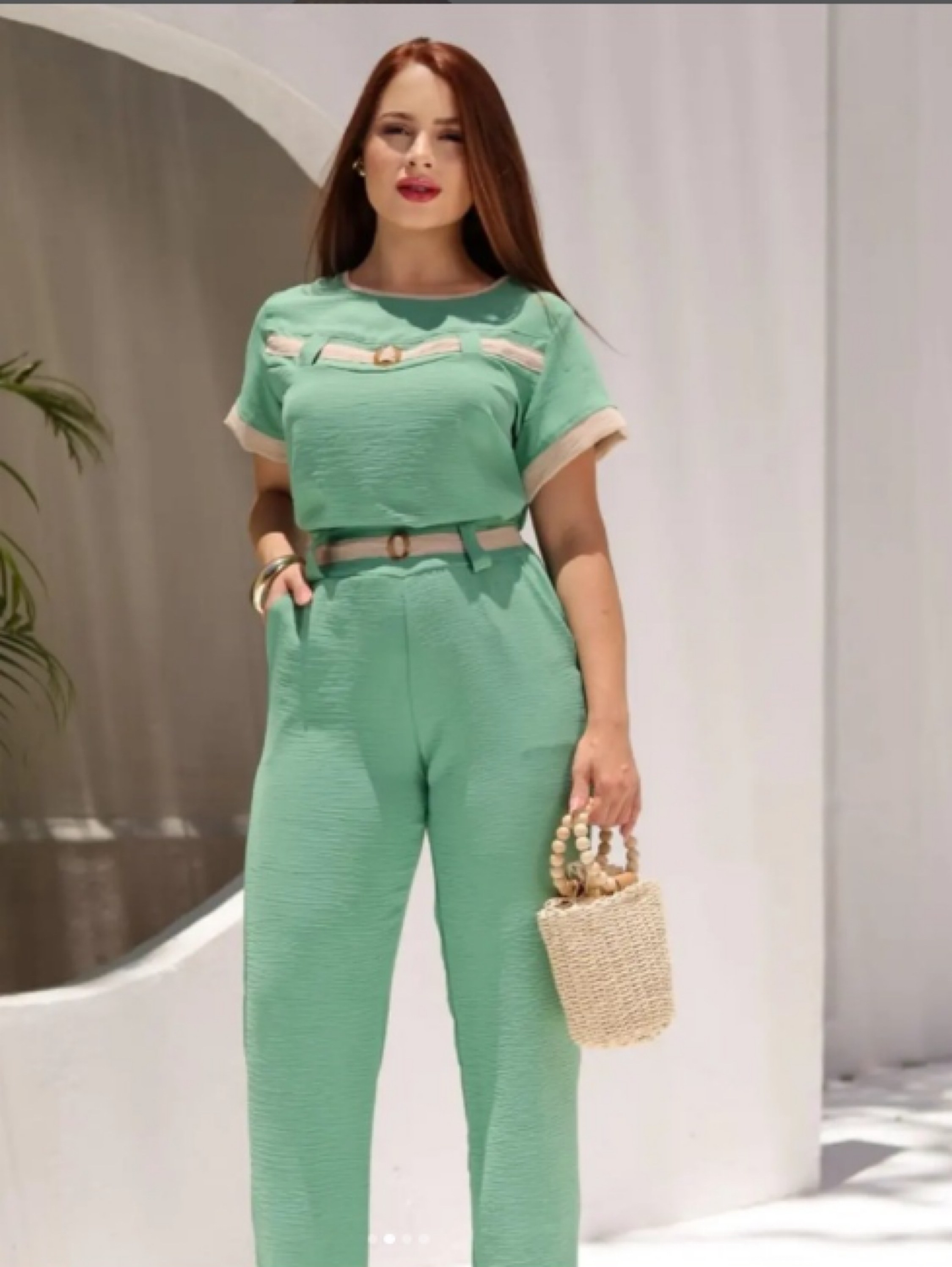 Conjunto calça Pantalona e blusa de manga