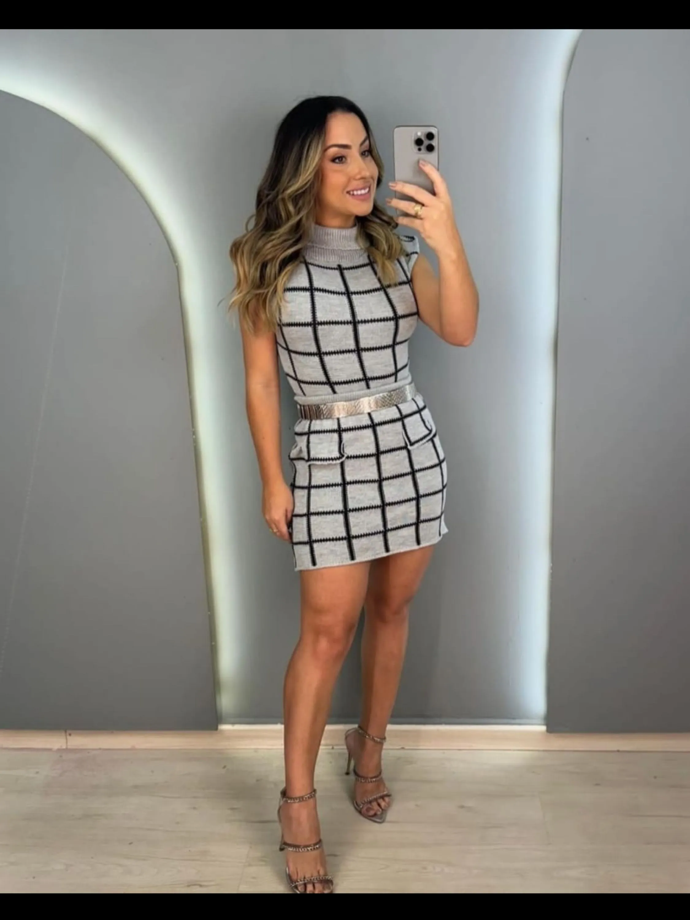 Conjunto Isabelli tecido tricot t/unico veste até 42