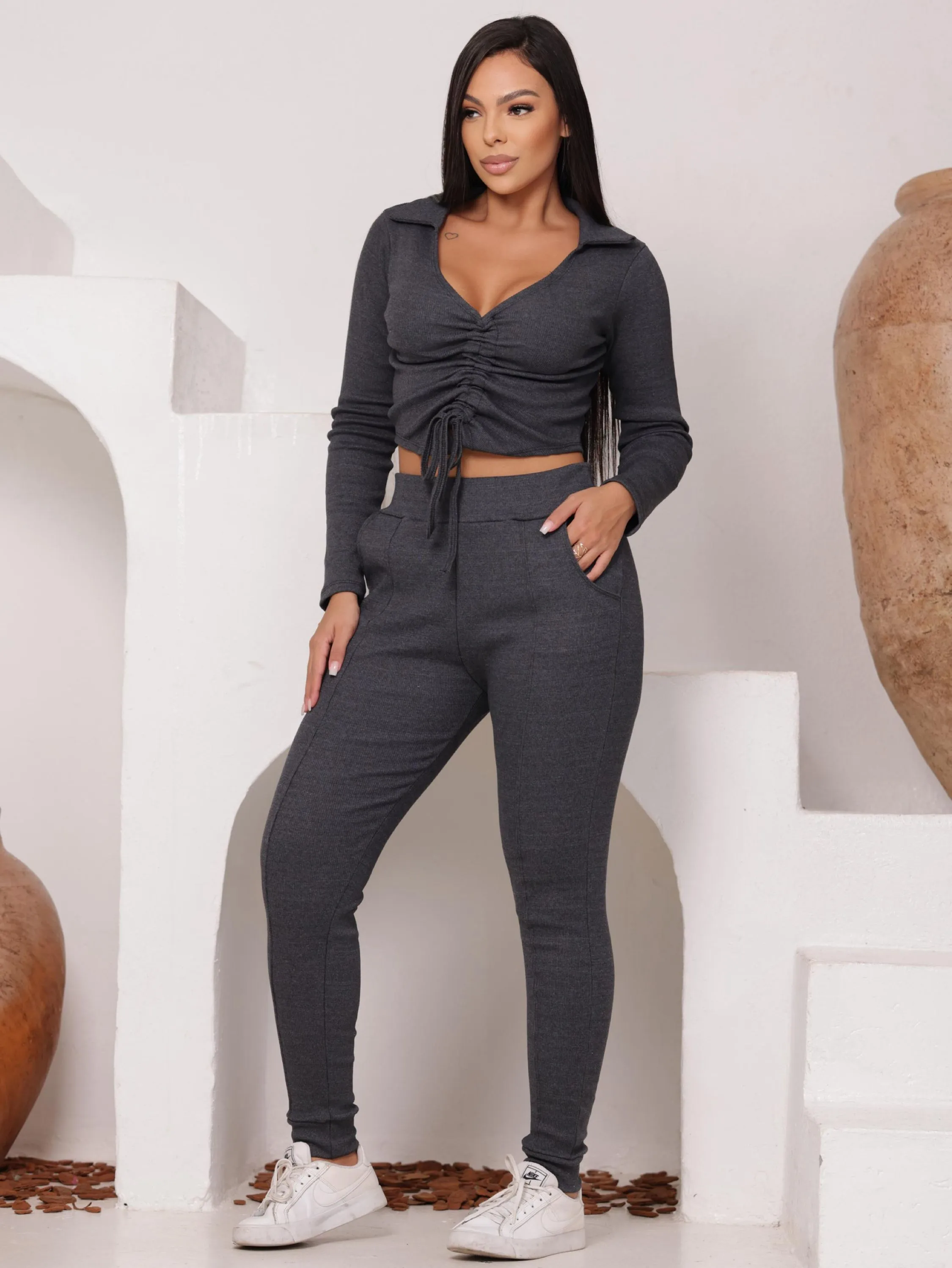 Conjunto calça e cropped manga longa tecido ribana