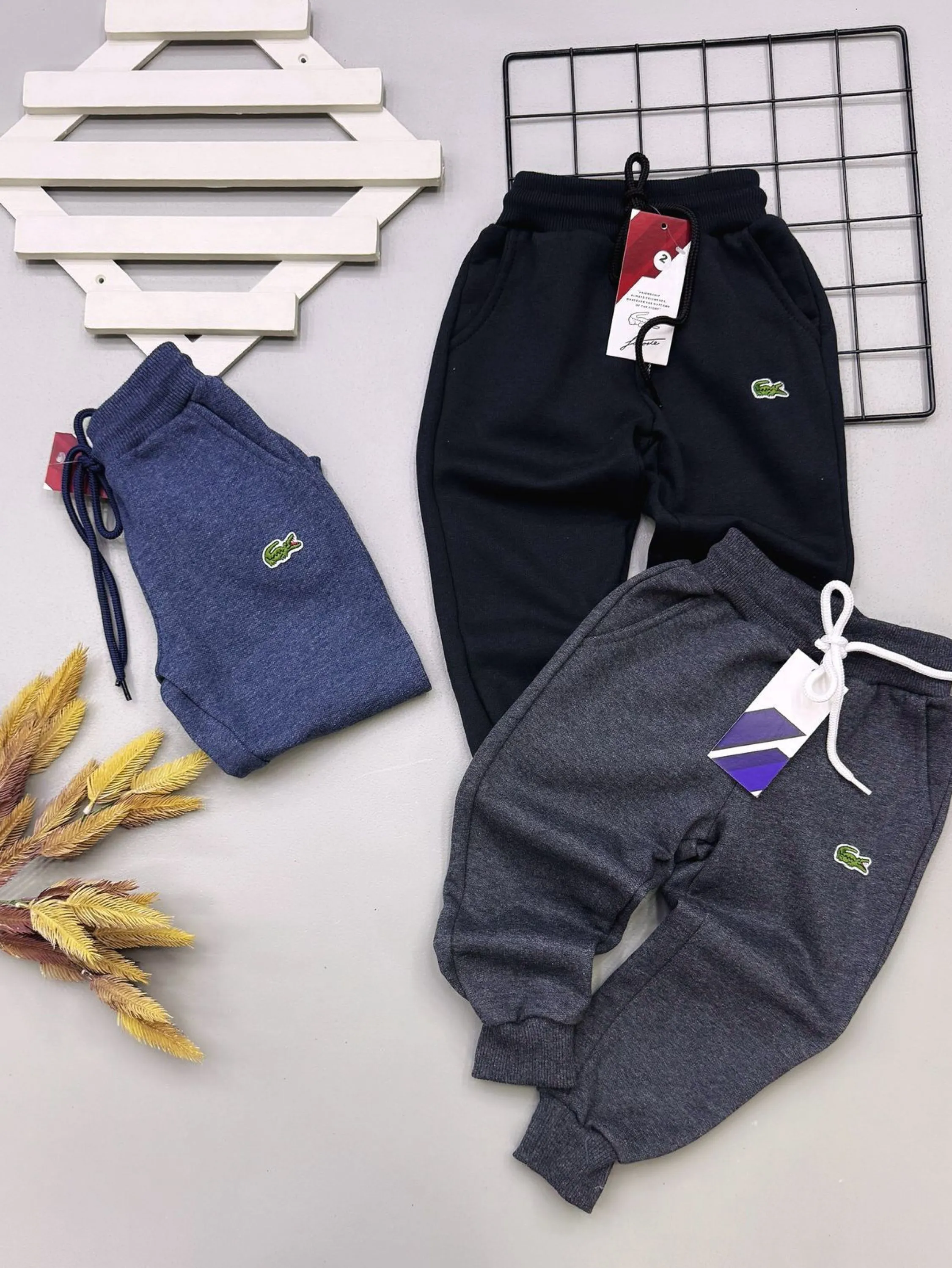 Calça de moletom forrada Lacoste infantil/juvenil