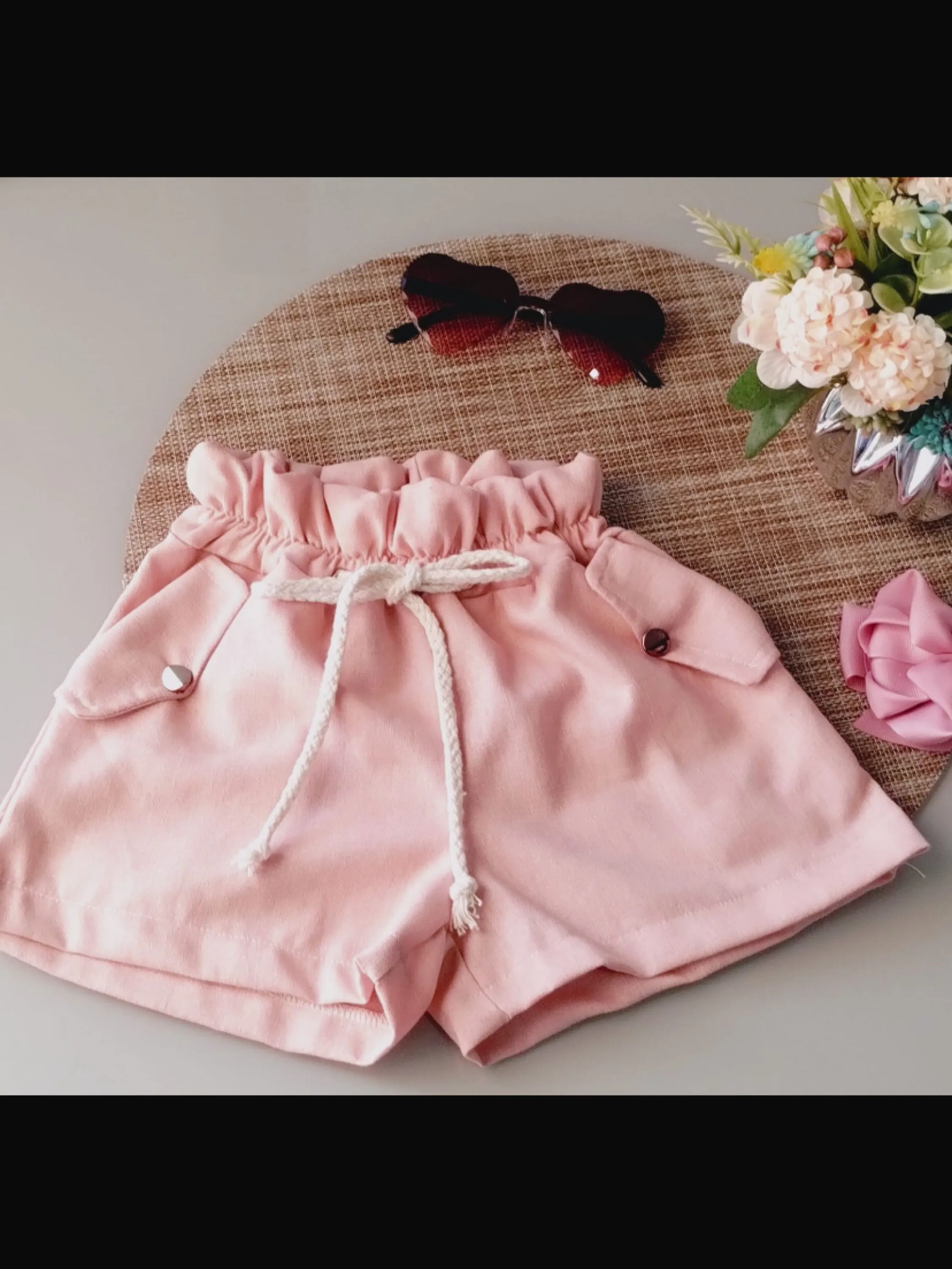 Shorts de linho com cordão infantil