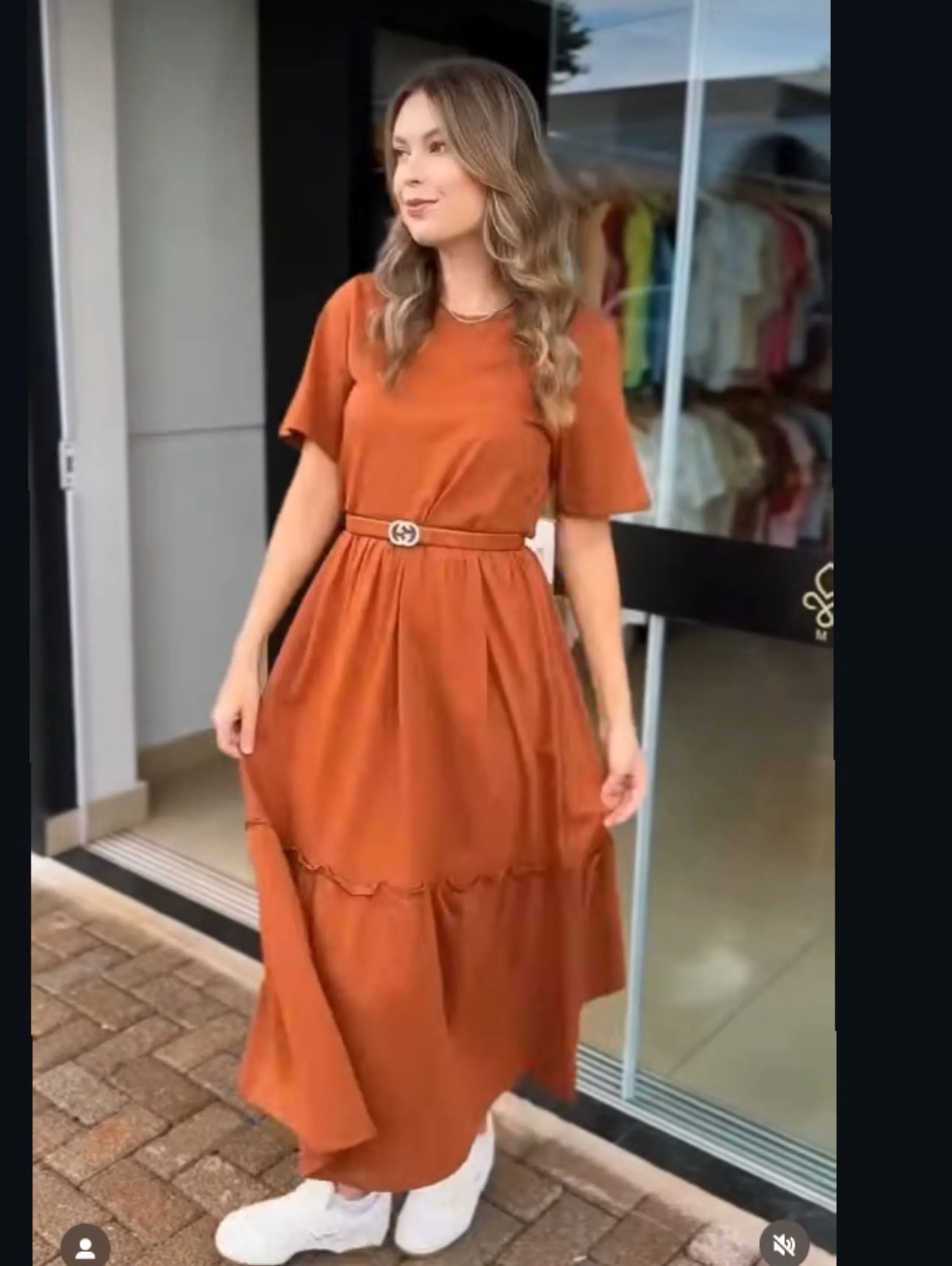 Vestido mídi em malha tamanho único veste até 44