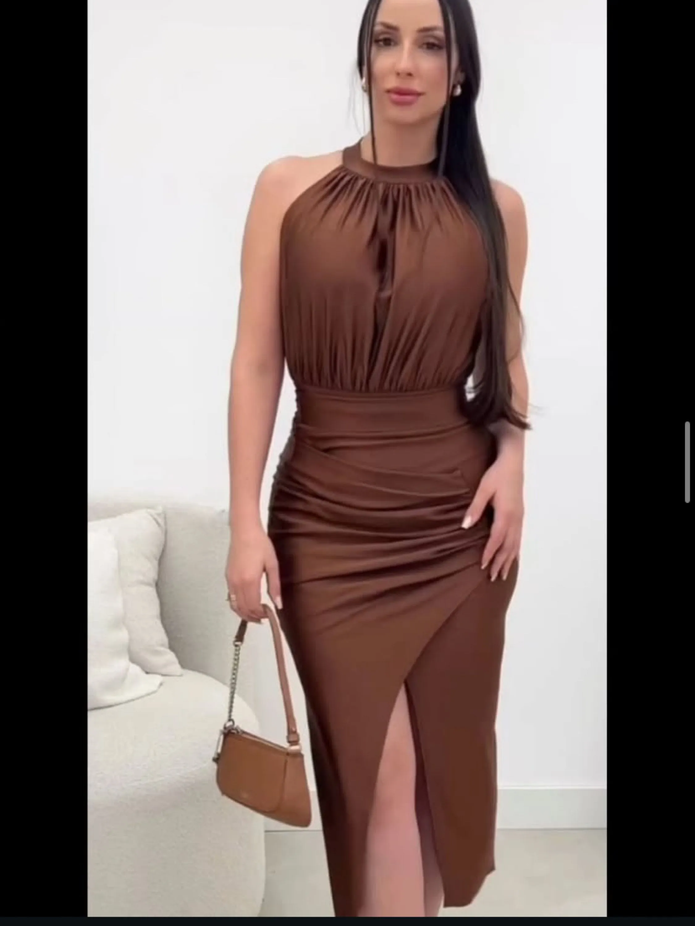 Conjunto body frente única com saia midi