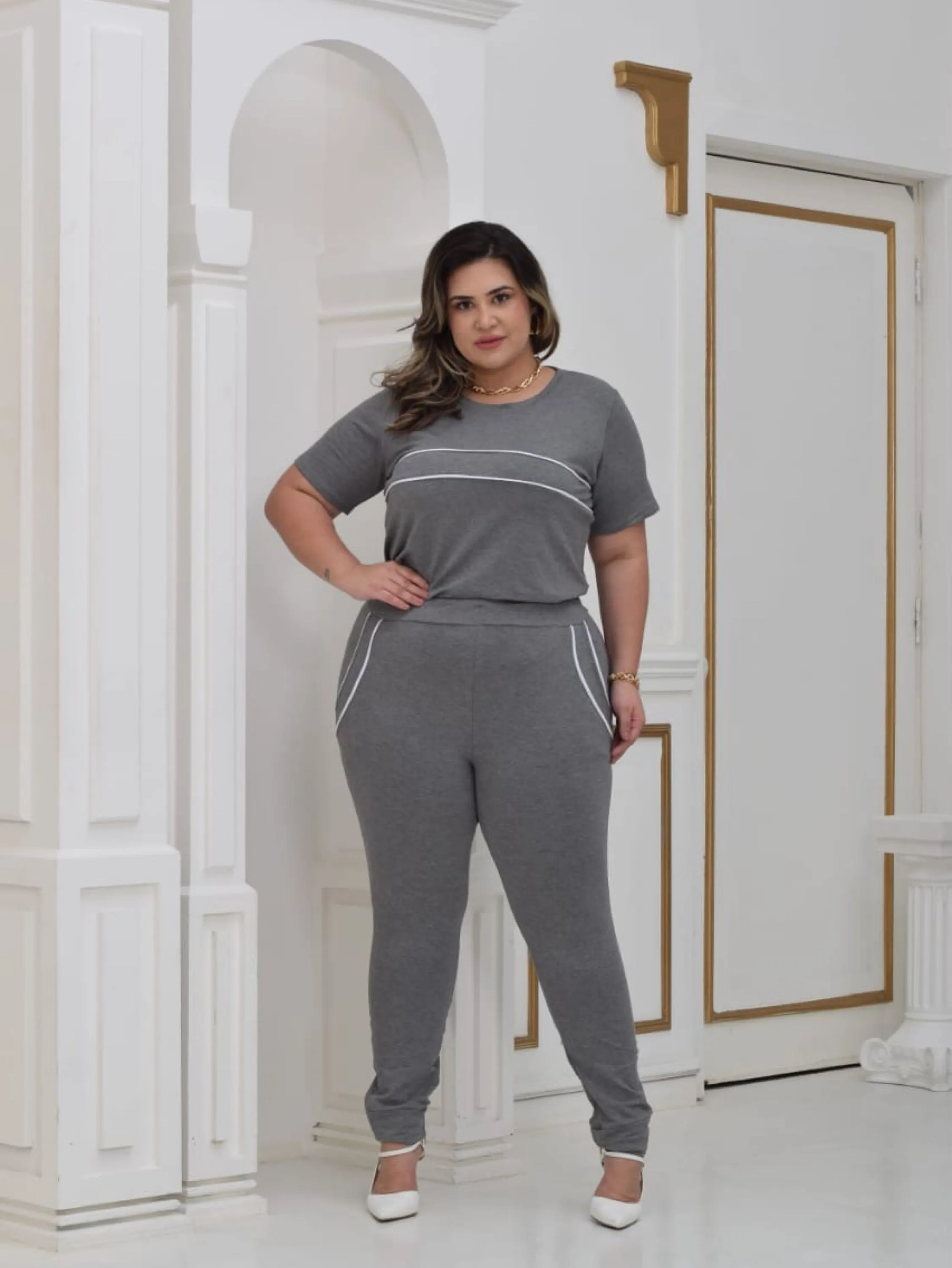 Conjunto PLUS SIZE pantalona e blusa manga curta