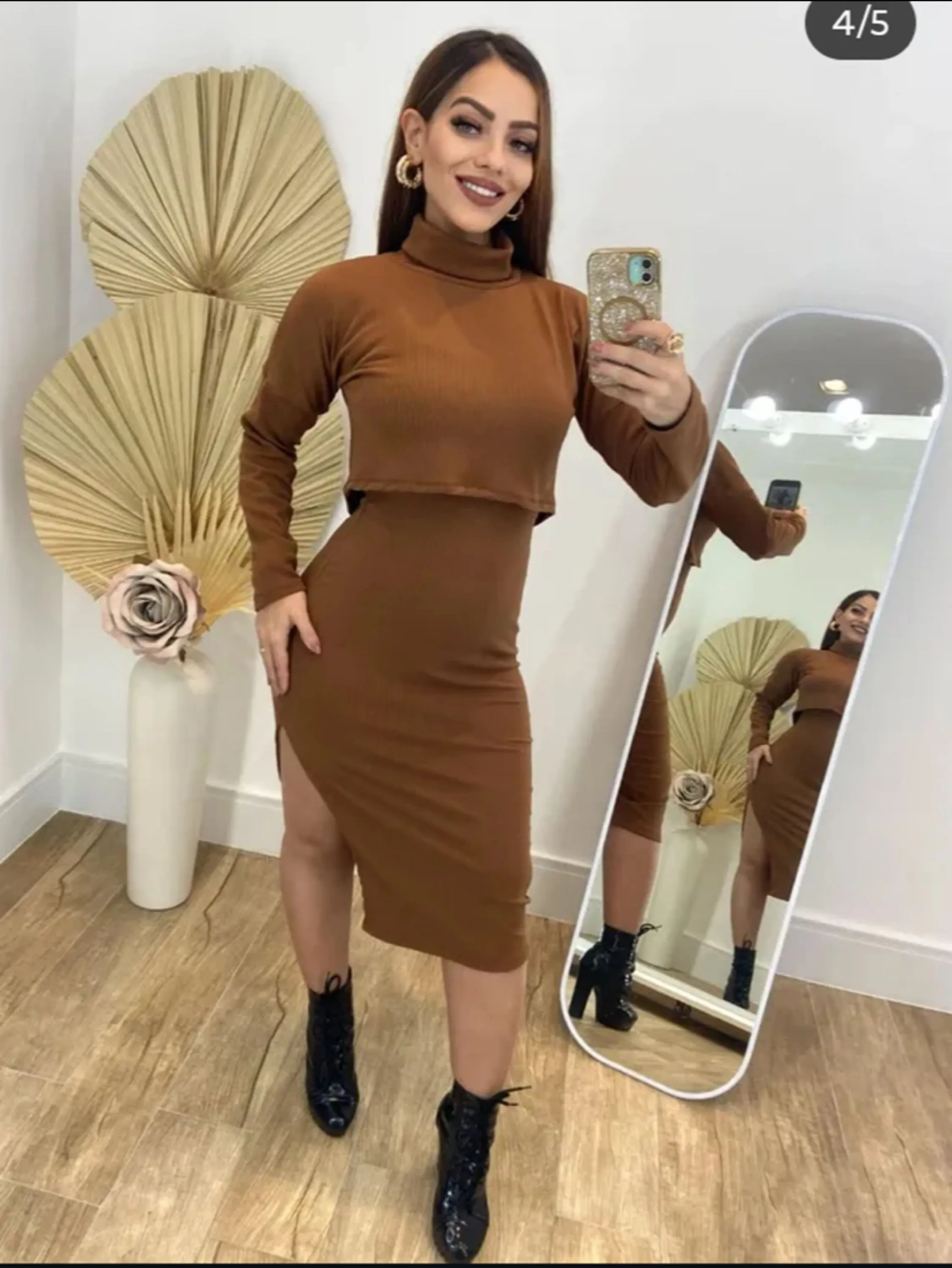 Vestido mídi c/fenda gola alta e blusa Cropped de gola