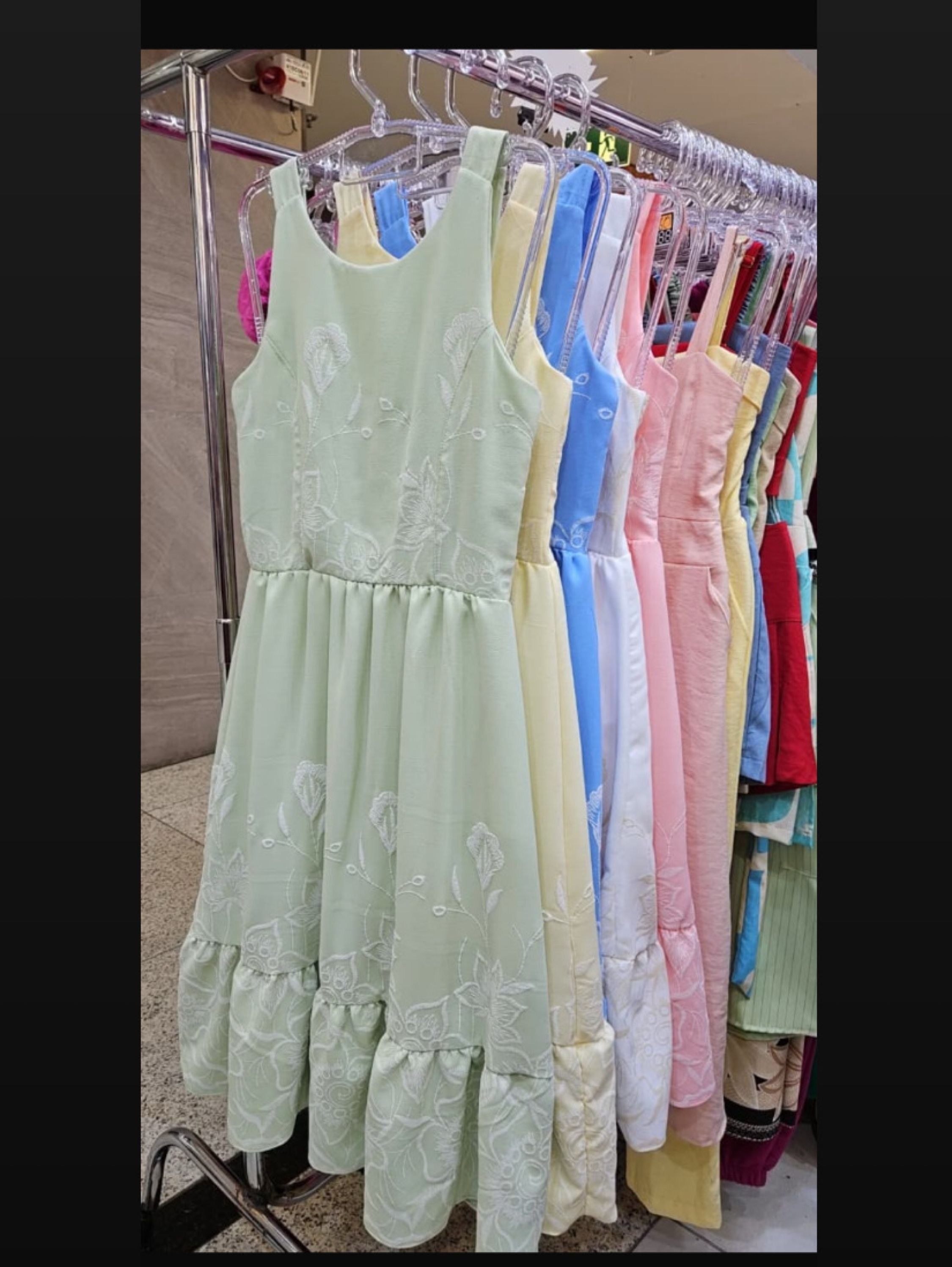 Vestido mídi regata juvenil