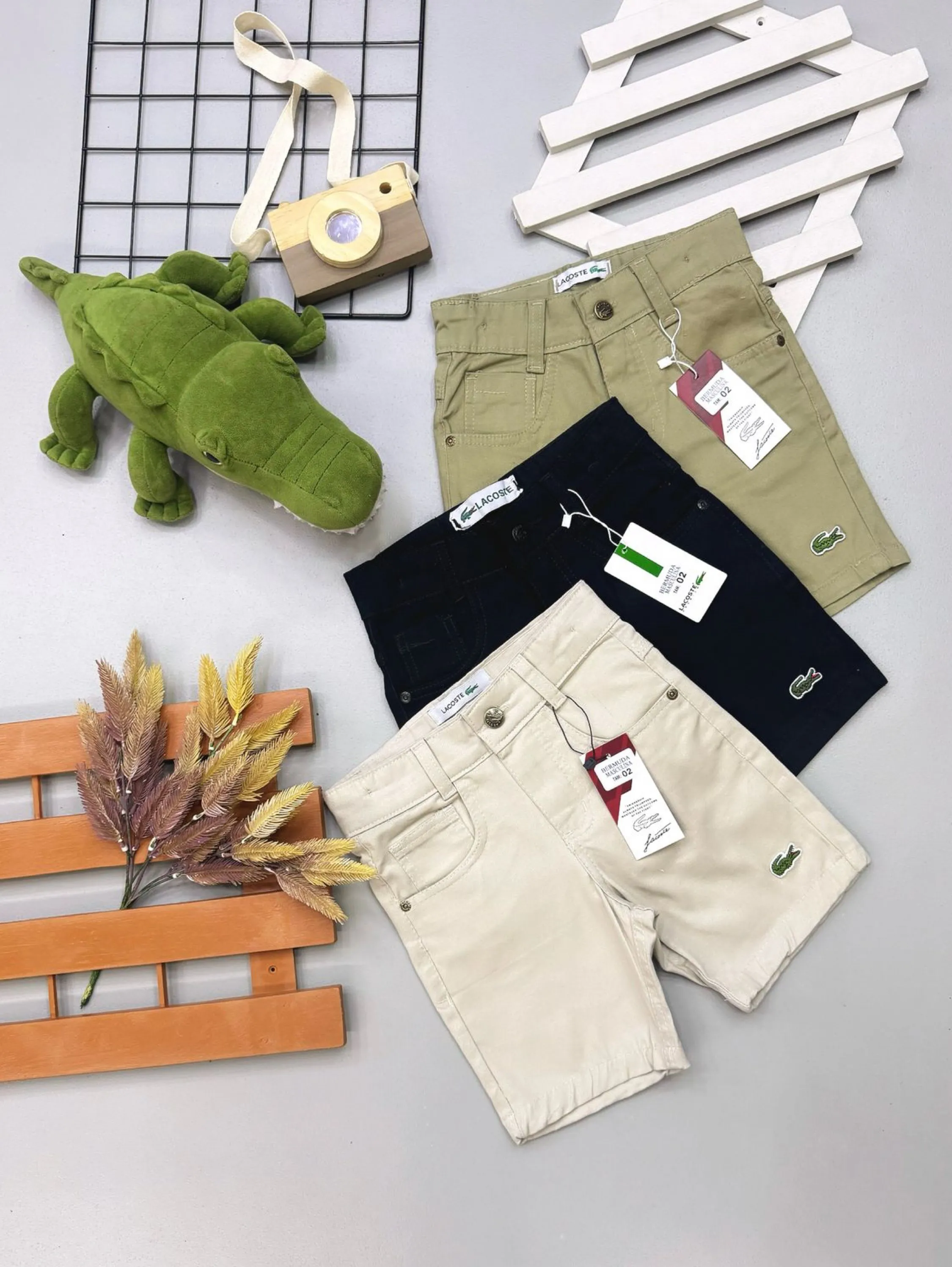 Bermuda jeans colorida Lacoste infantil juvenil
