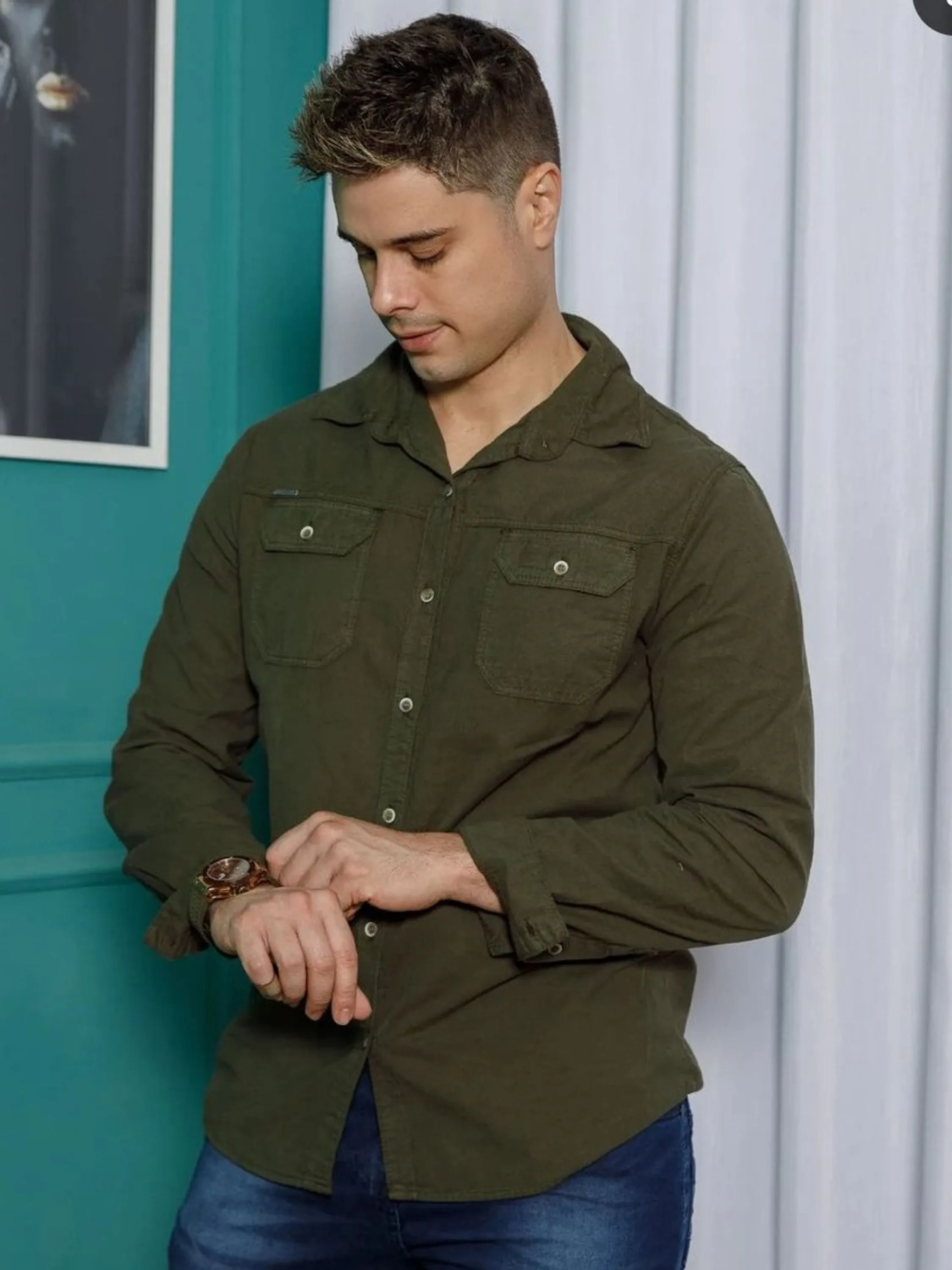 Camisa verde militar