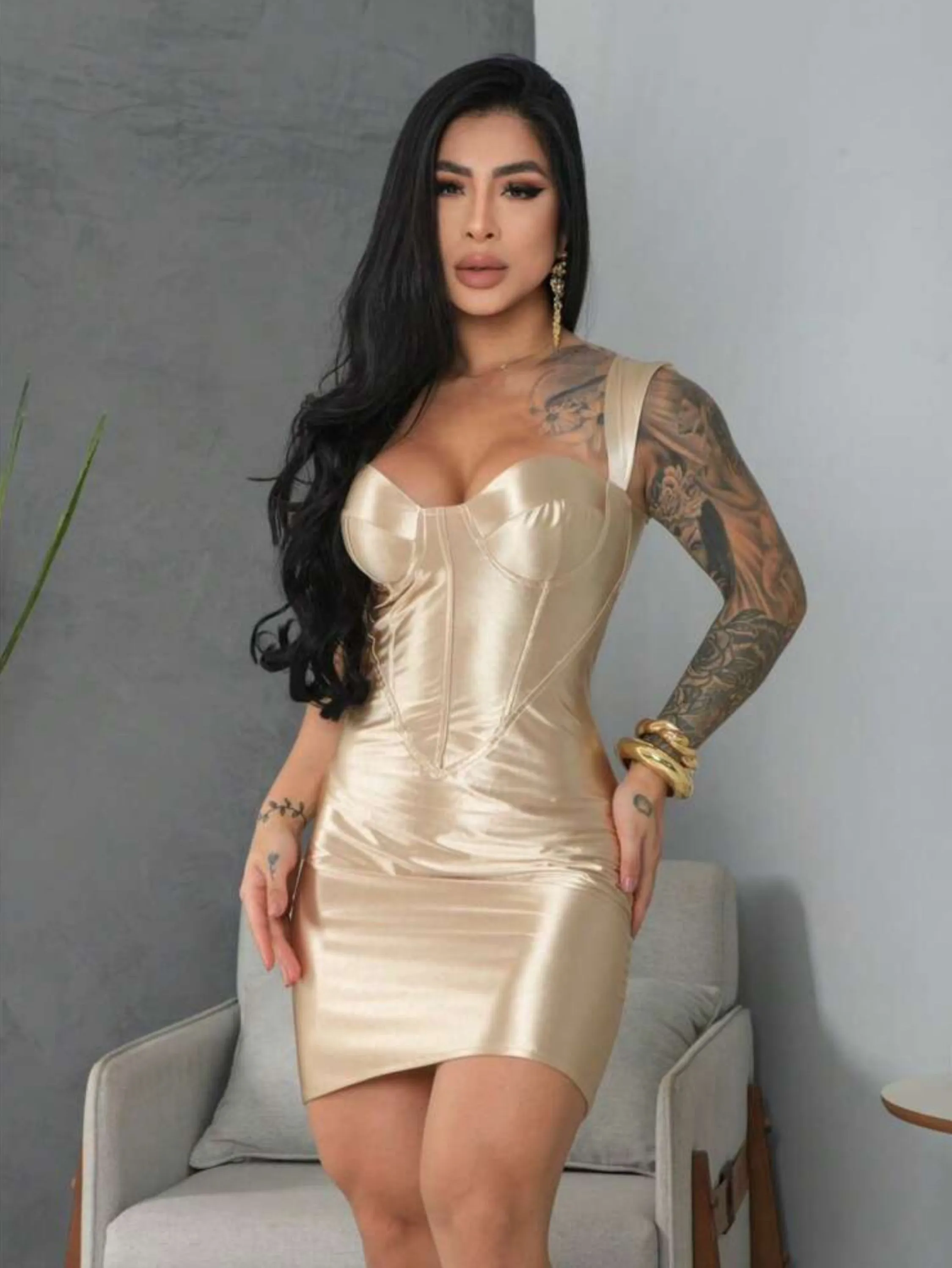 Vestido acetinado  rubi
