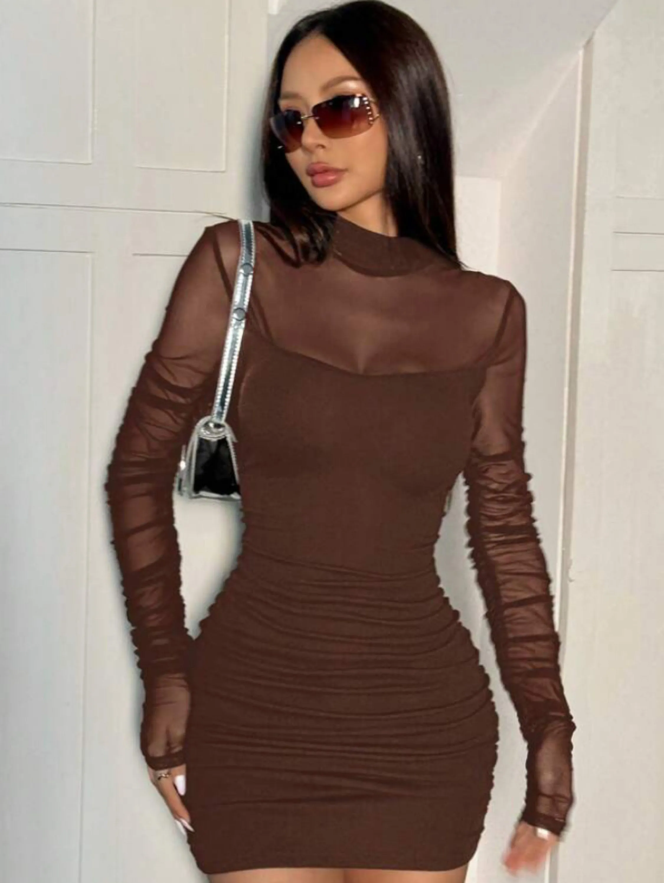Vestido Tule na Cor do Momento !!!
