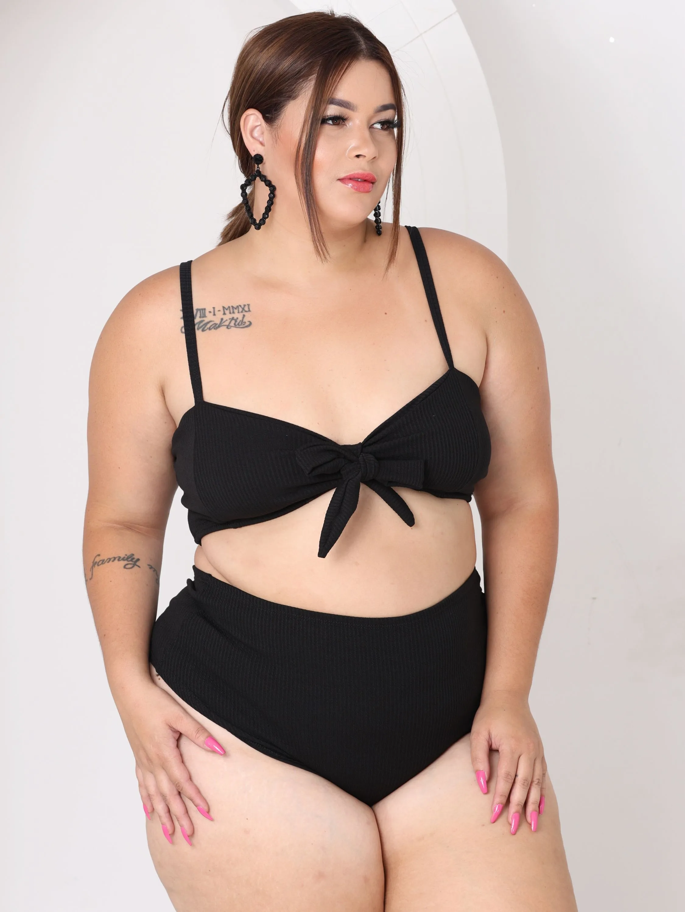 Biquíni Plus Size Hot Pants Laço