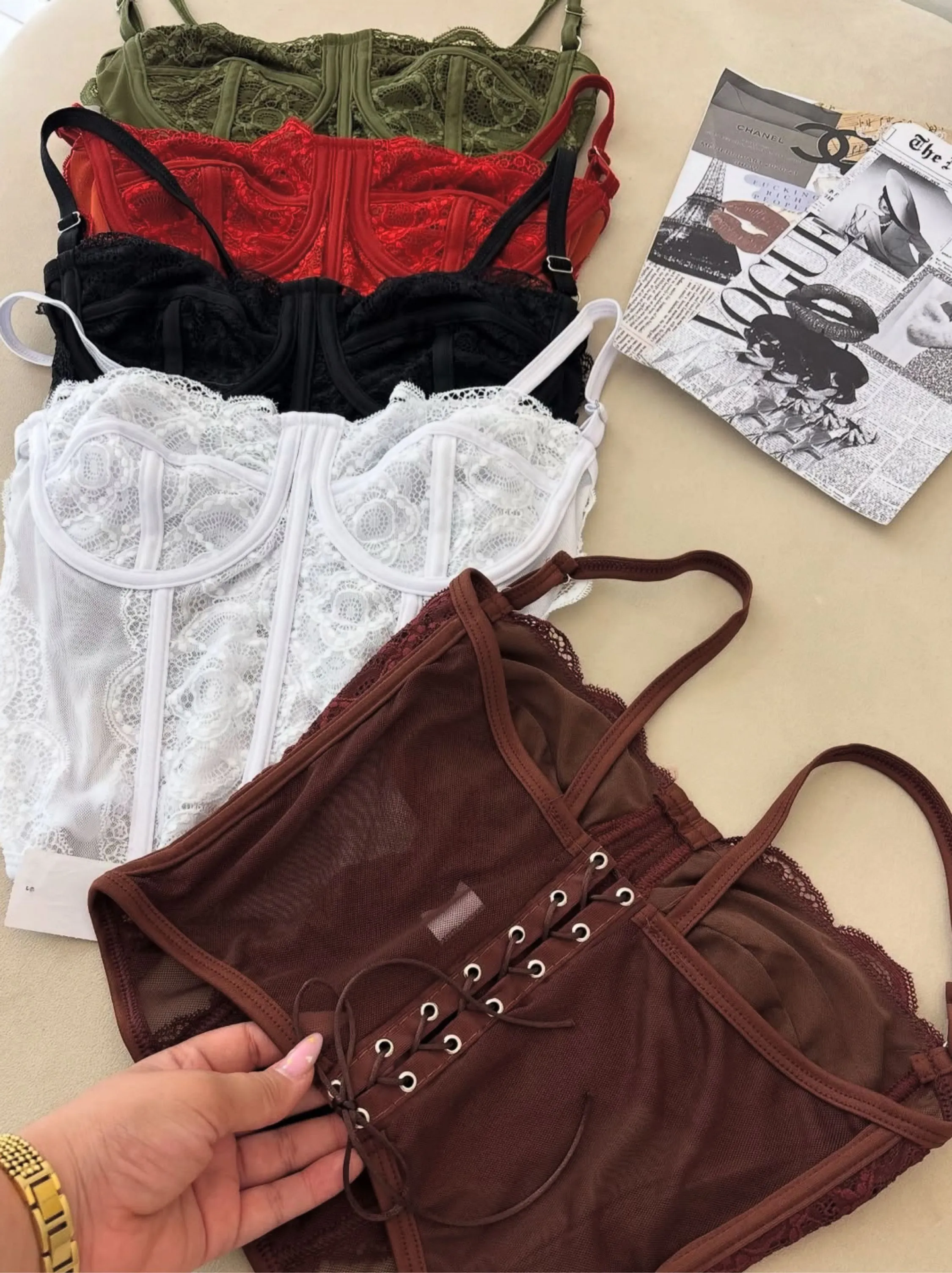 Corset rendado